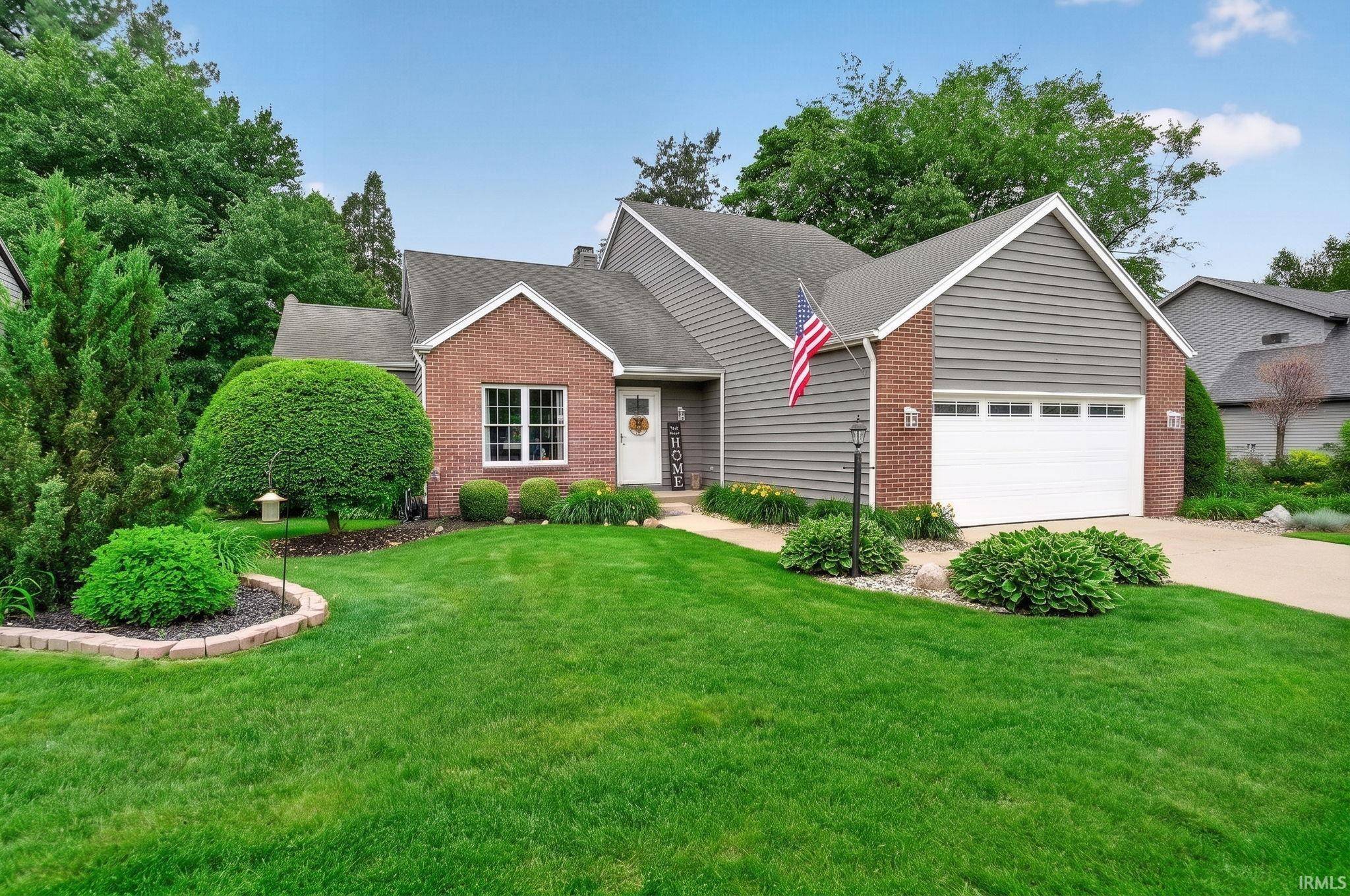 51679 Stoneham WAY, Granger, IN 46530-8495