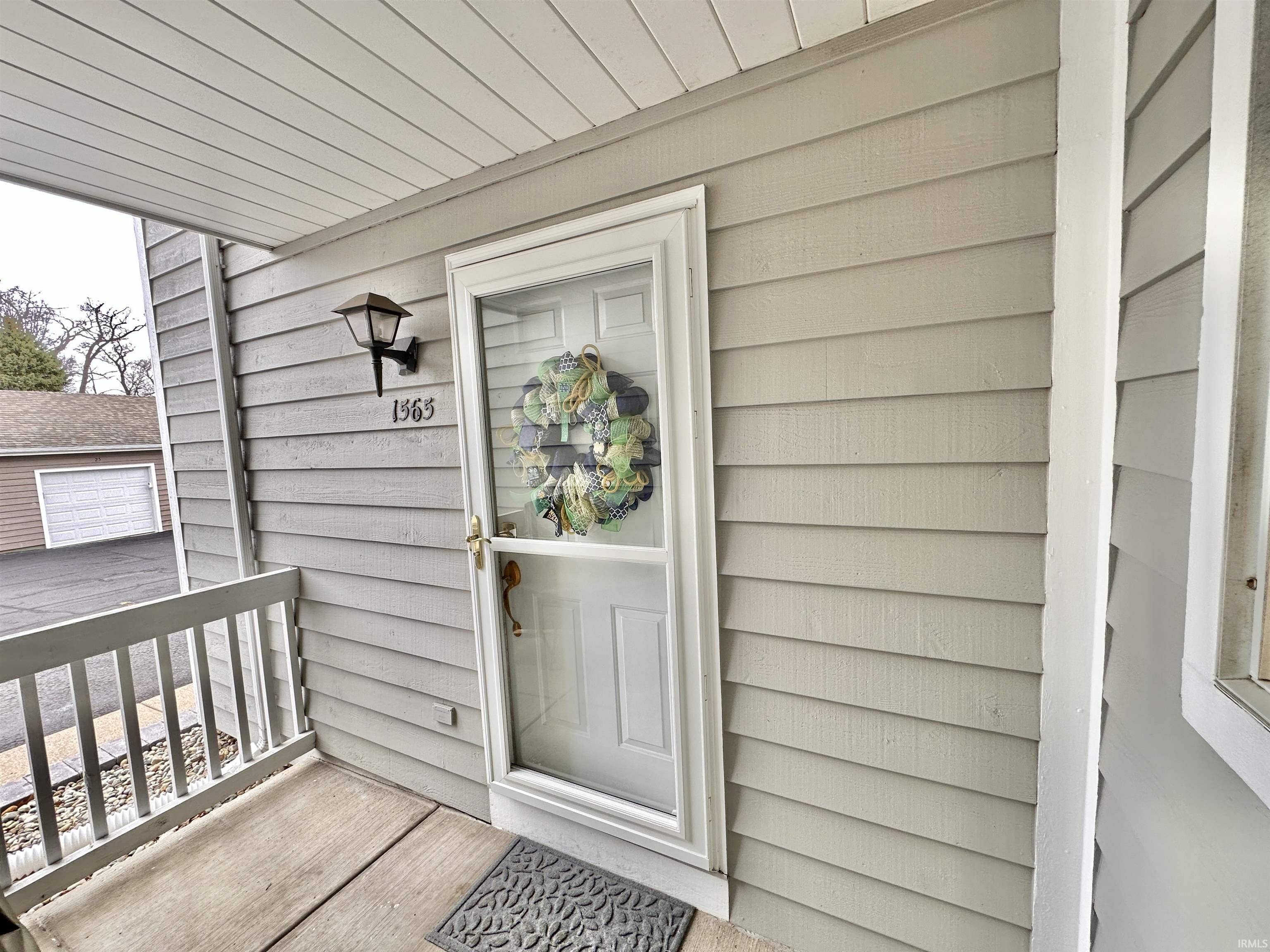 1565 N Oakhill DR #P3, South Bend, IN 46637-5682
