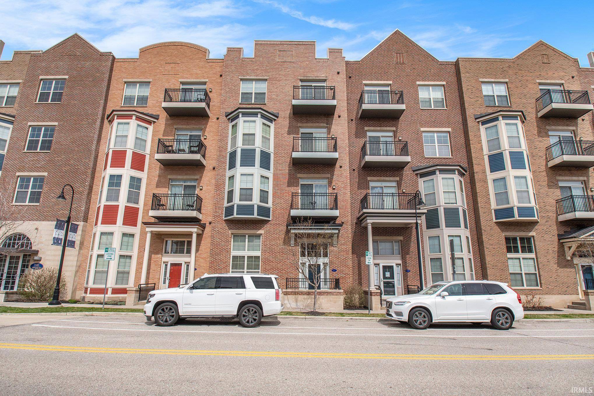 1145 Napoleon #107 ST #107, South Bend, IN 46617-1494