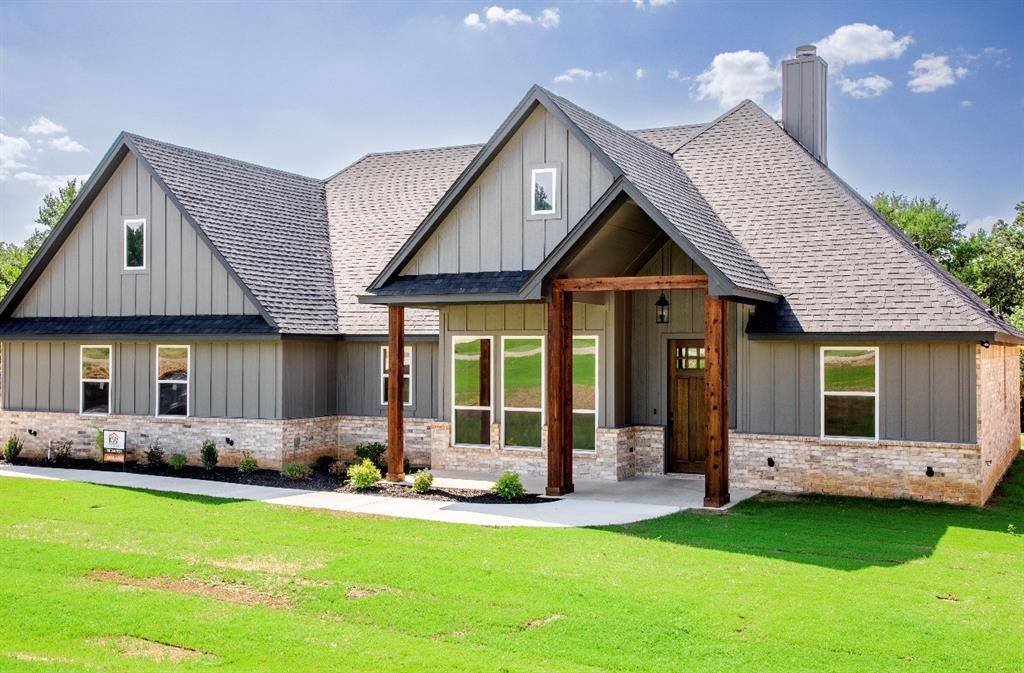 128 Oak Springs Lane, Weatherford, TX 76087
