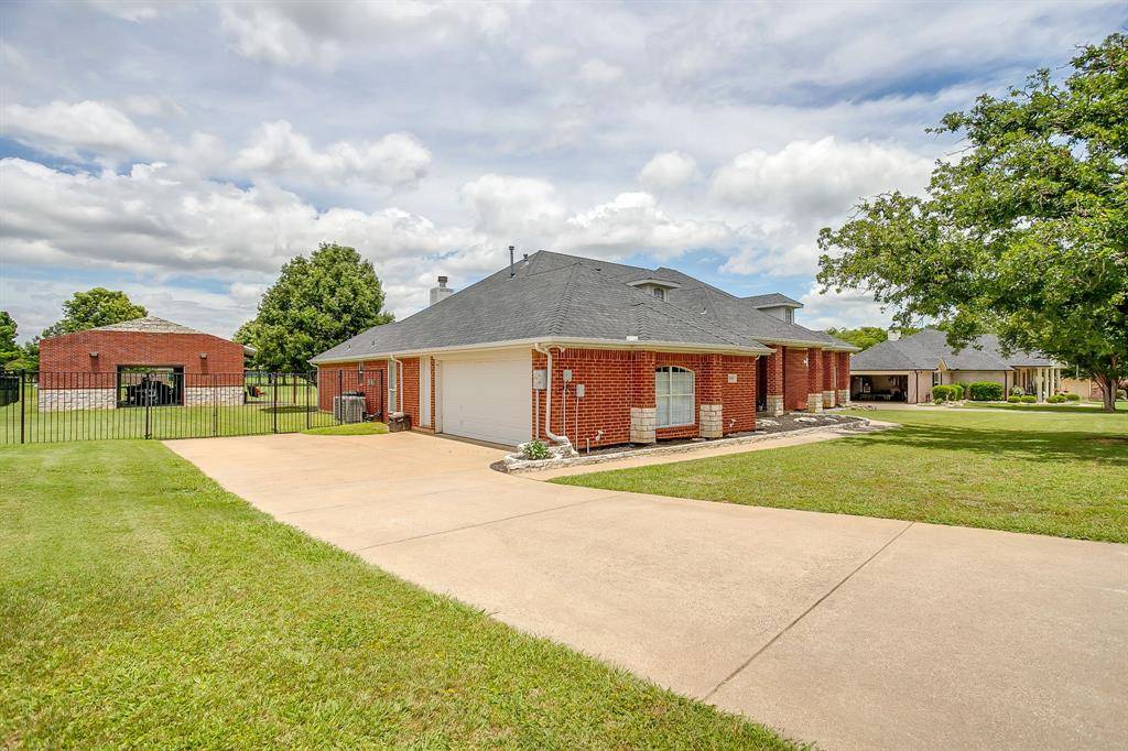 3009 Big Springs Drive, Joshua, TX 76058