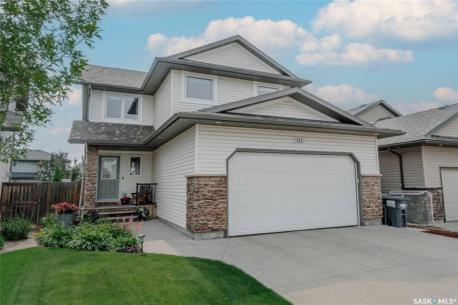 111 Hettle COVE, Saskatoon, SK S7T 0E8