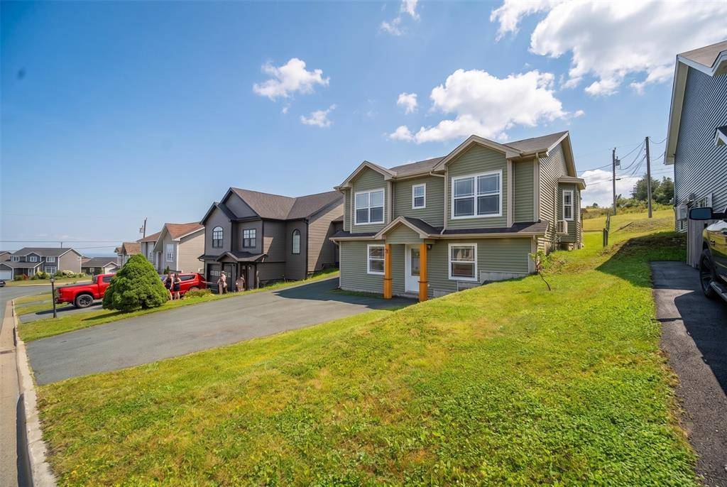 15 Hartland Avenue, Paradise, NL A1L 0V2