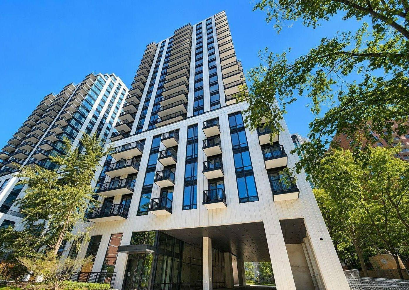 91 Montclair AVE #1005, Toronto C03, ON M5P 0B1