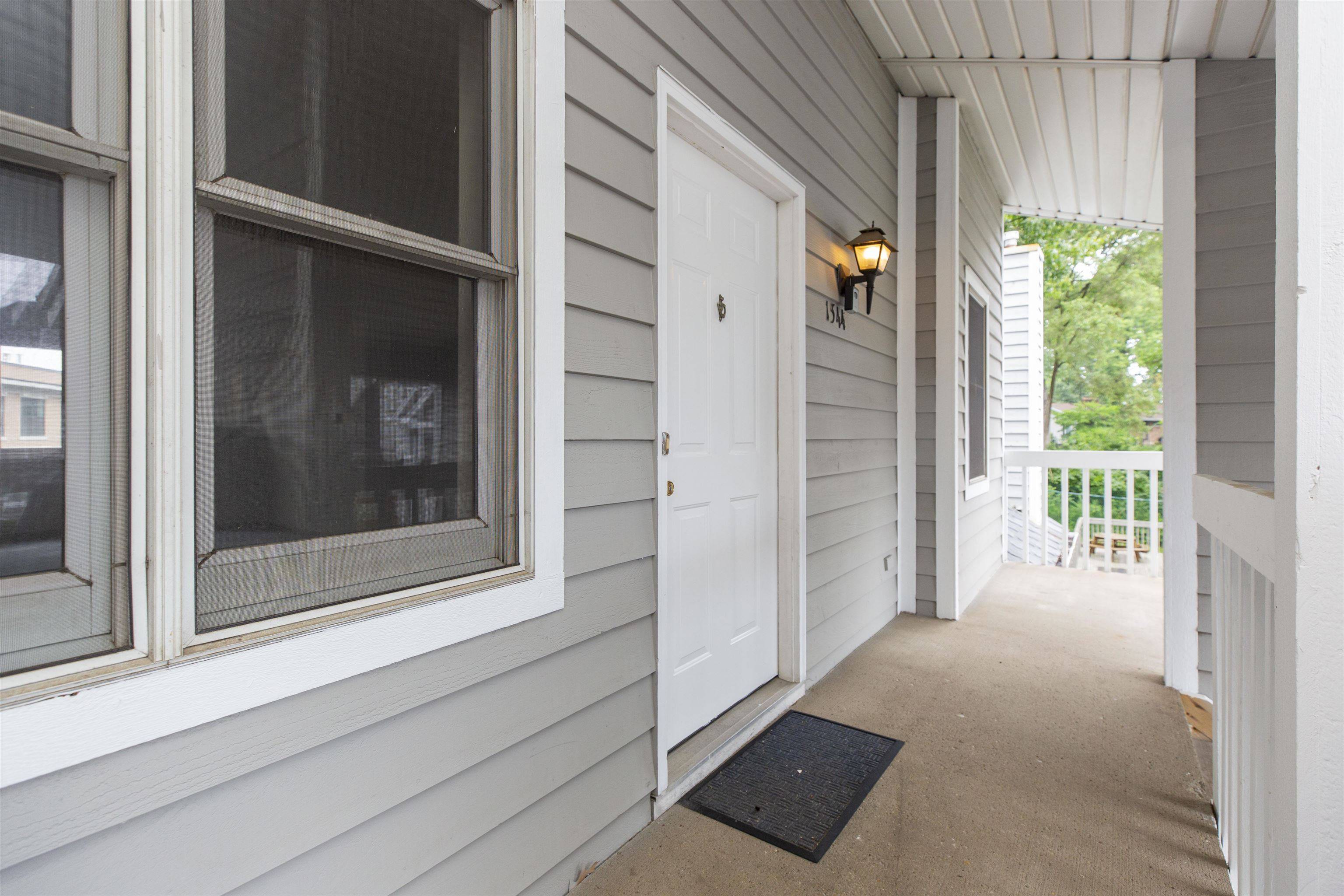 1544 N Oakhill DR #N-8, South Bend, IN 46637