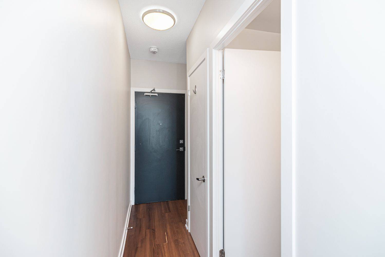 5240 Dundas ST #B608, Burlington, ON L7L 0J6