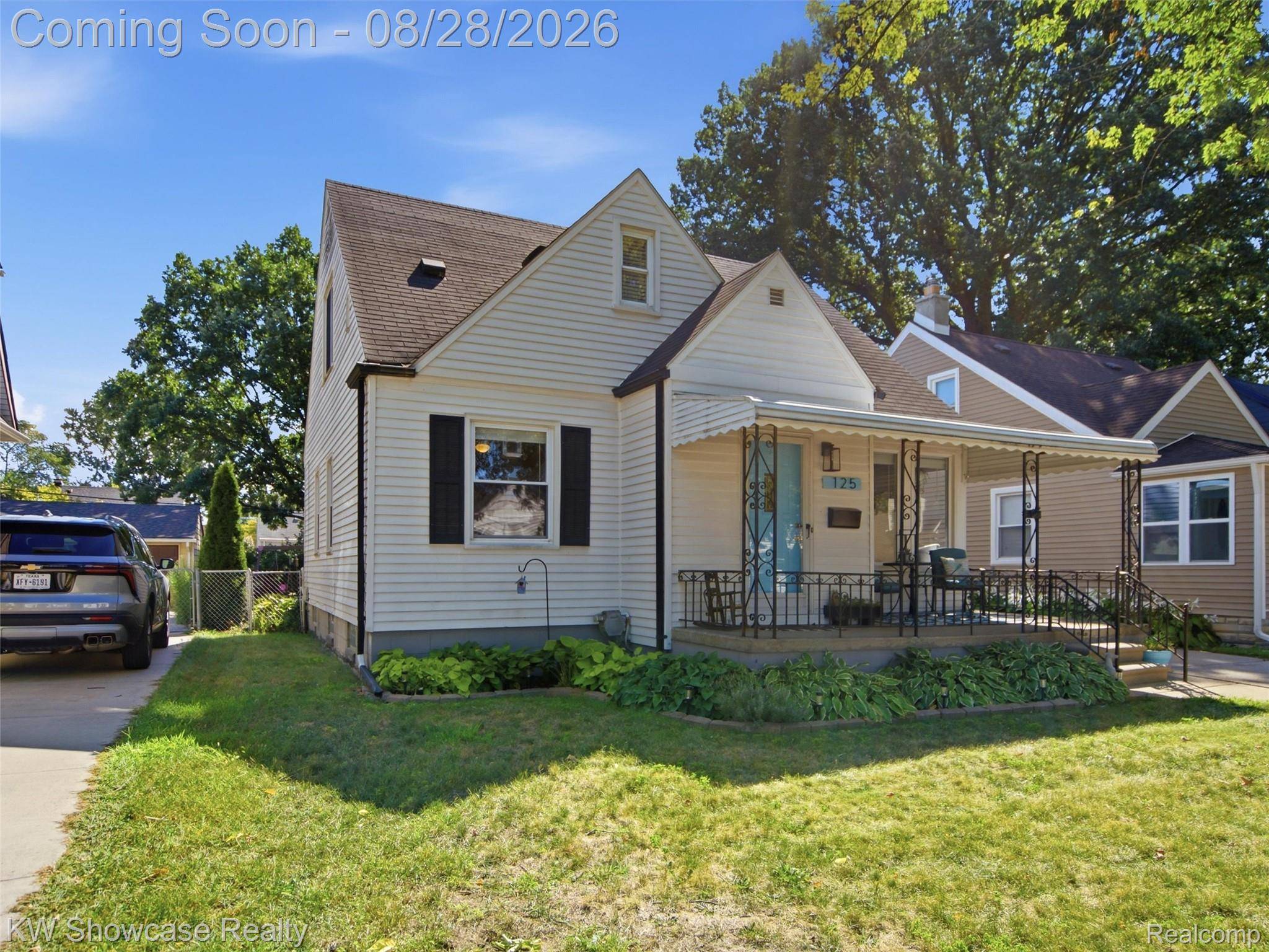 125 S Edgeworth AVE, Royal Oak, MI 48067