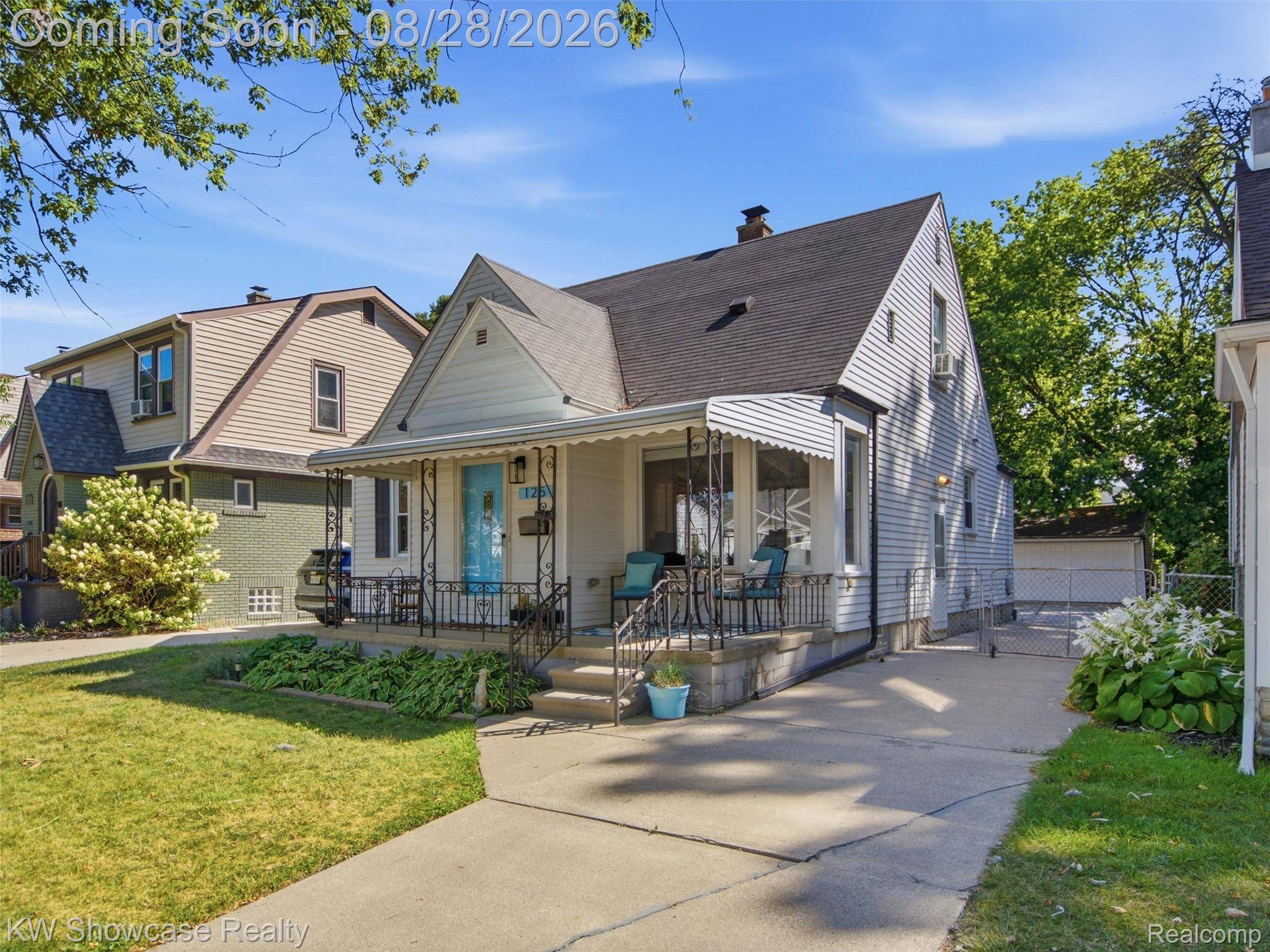125 S Edgeworth AVE, Royal Oak, MI 48067