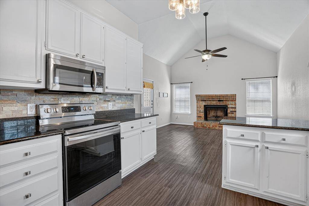 9717 Lea Shore Court, Fort Worth, TX 76179
