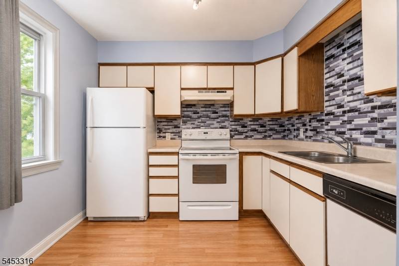 265 Rosa Parks Blvd, Paterson City, NJ 07501