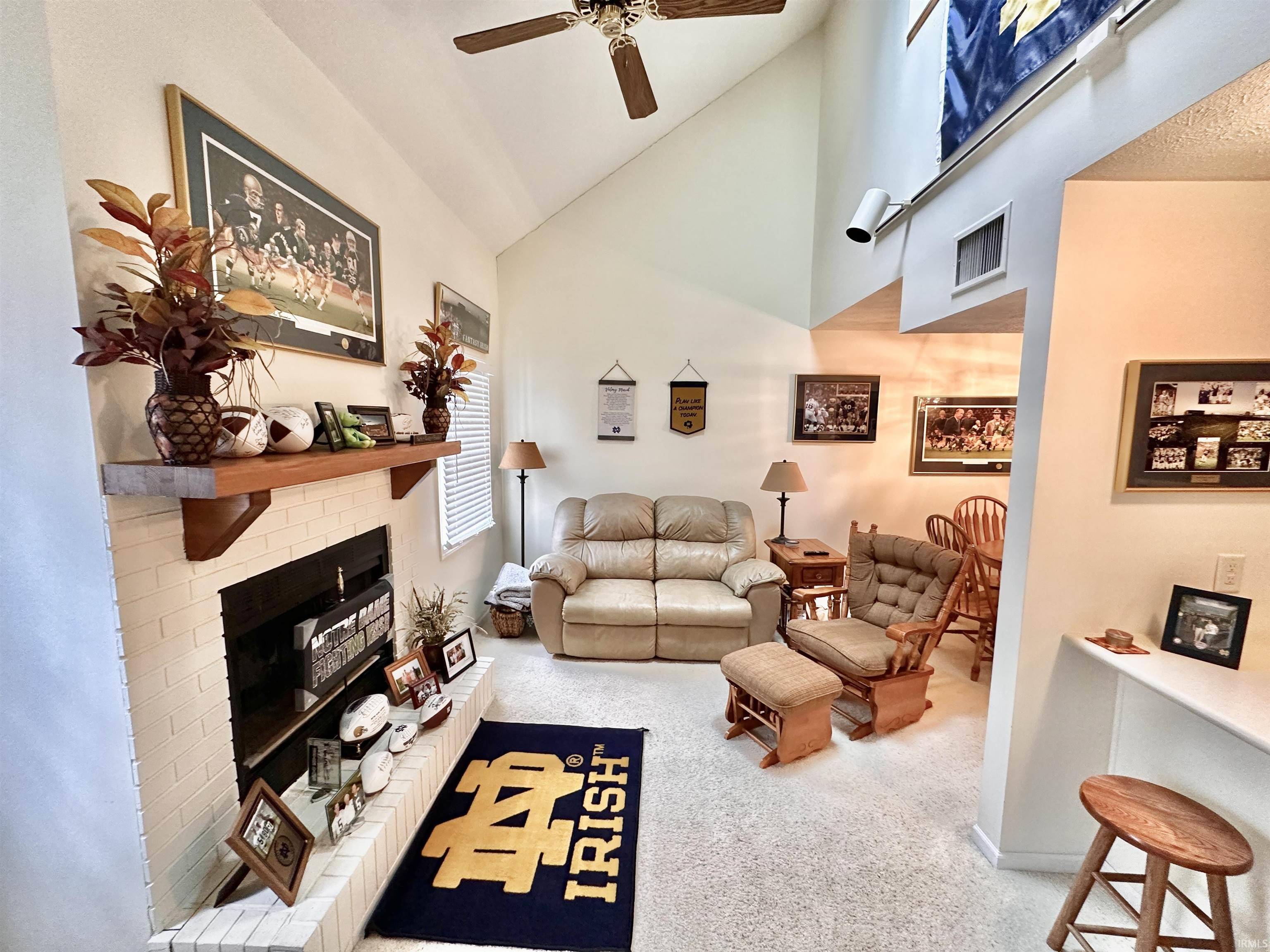1425 N Oakhill DR #G4, South Bend, IN 46637-5672