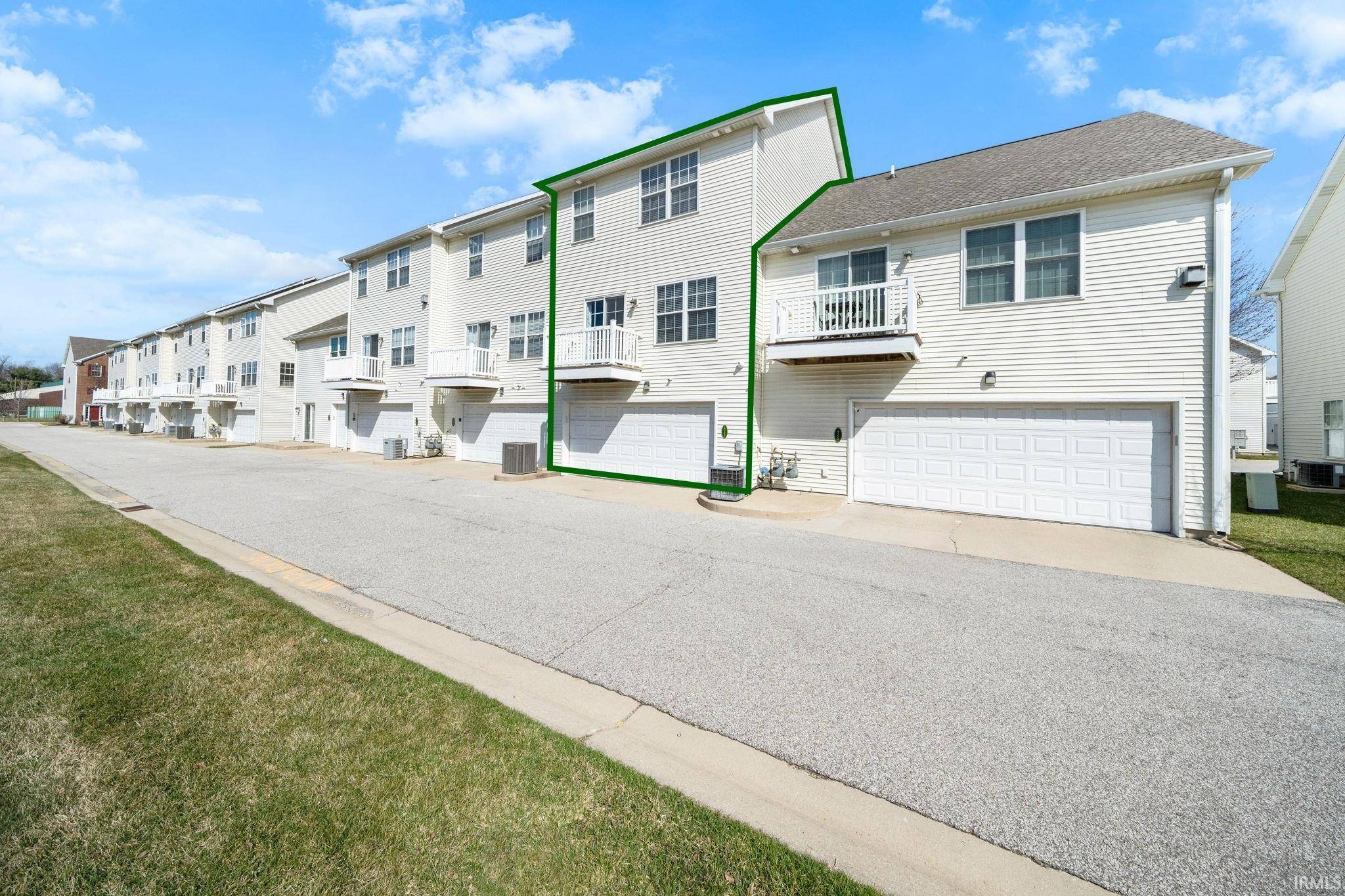 423 Abbey ST, South Bend, IN 46637