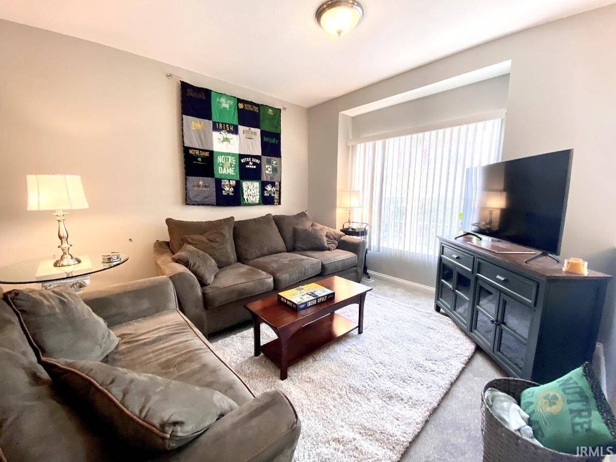 133 Clancey ST, South Bend, IN 46637-3325