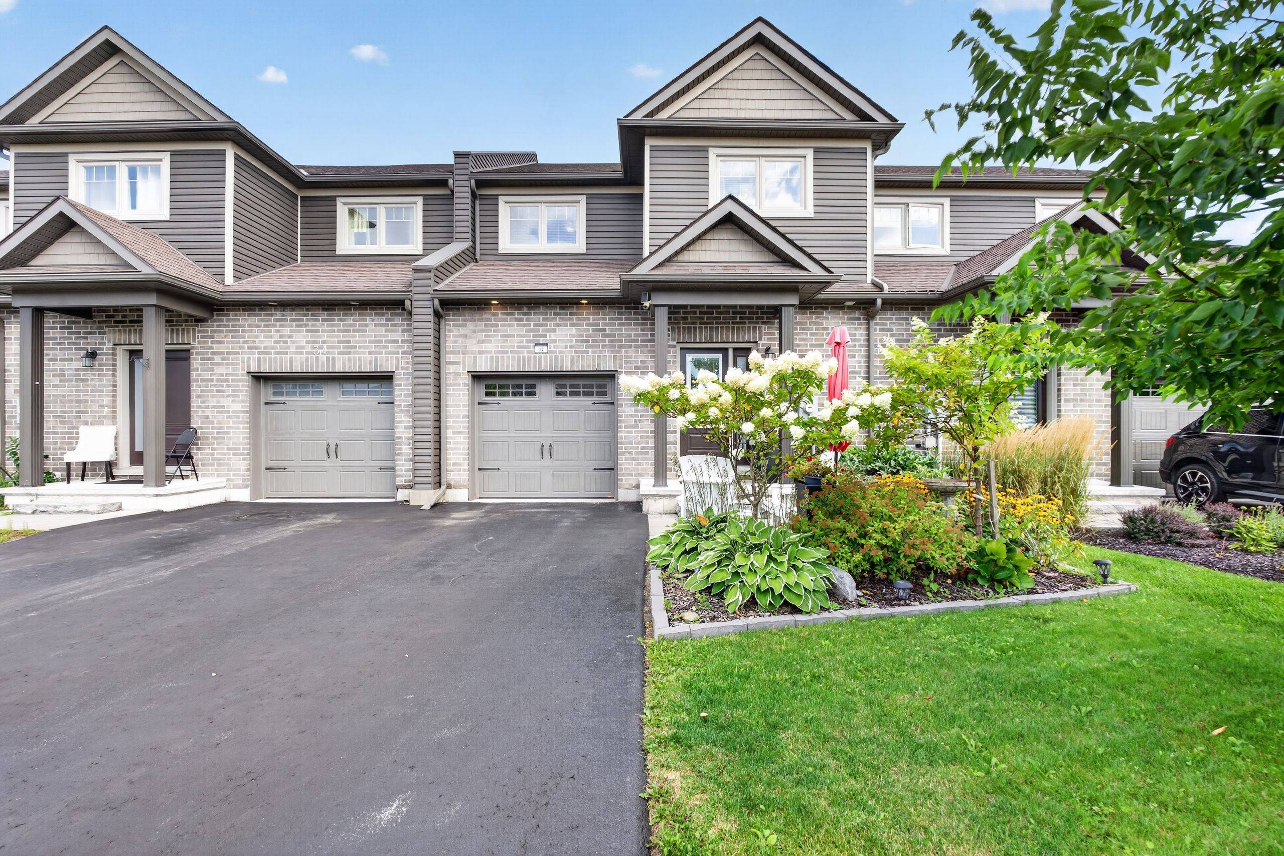 32 CURTIS ST, Prince Edward County, ON K0K 2T0