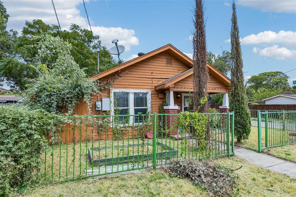 2721 Jeff Street, Fort Worth, TX 76111