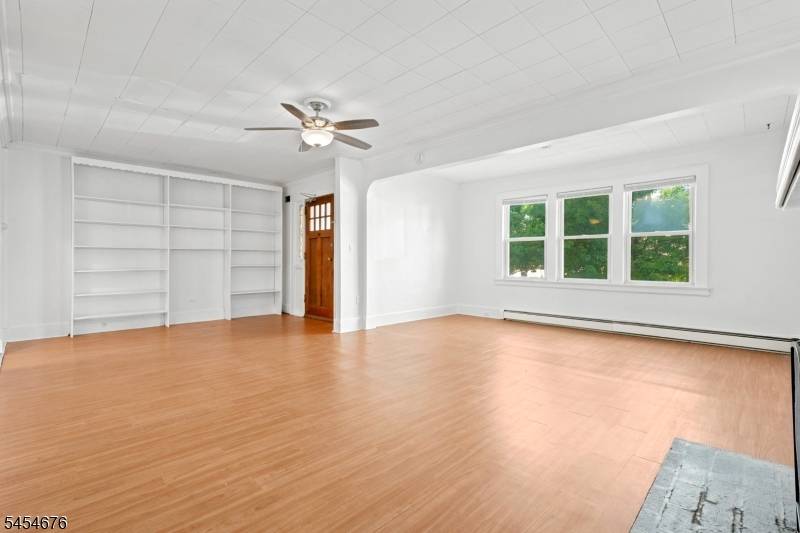 18 Winfield St, West Orange Twp., NJ 07052
