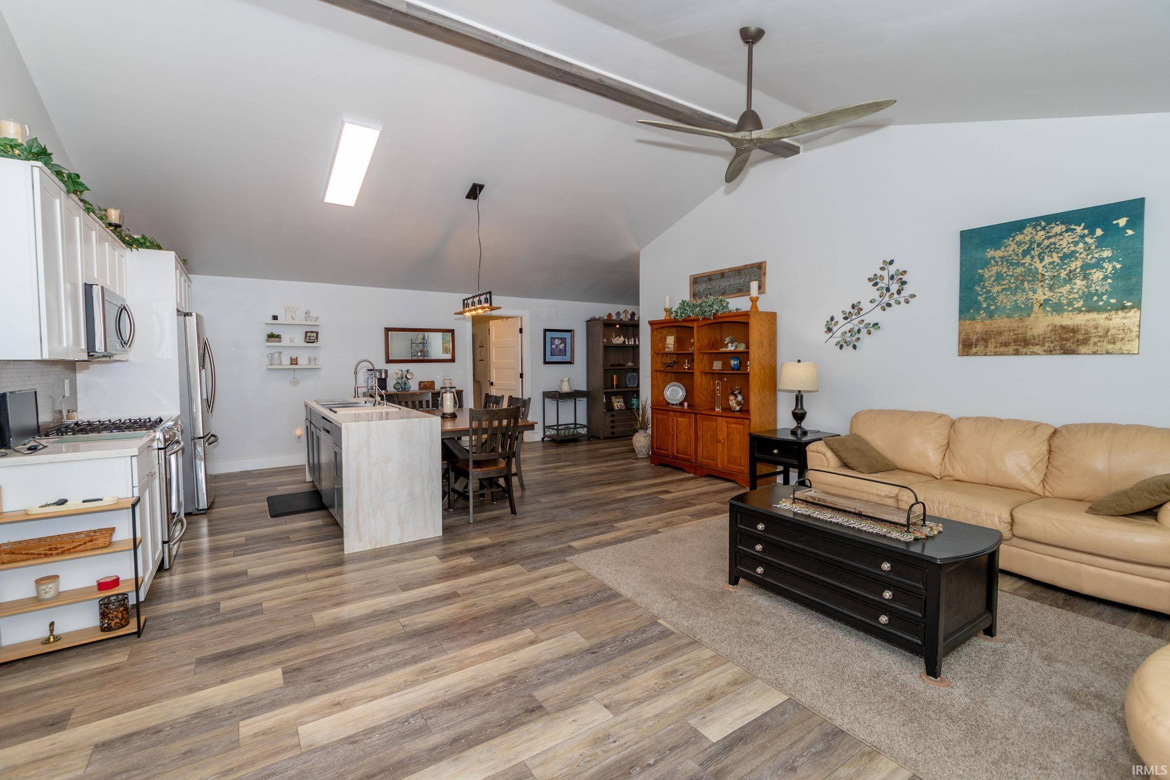 56176 Riverdale DR, Elkhart, IN 46514-1145