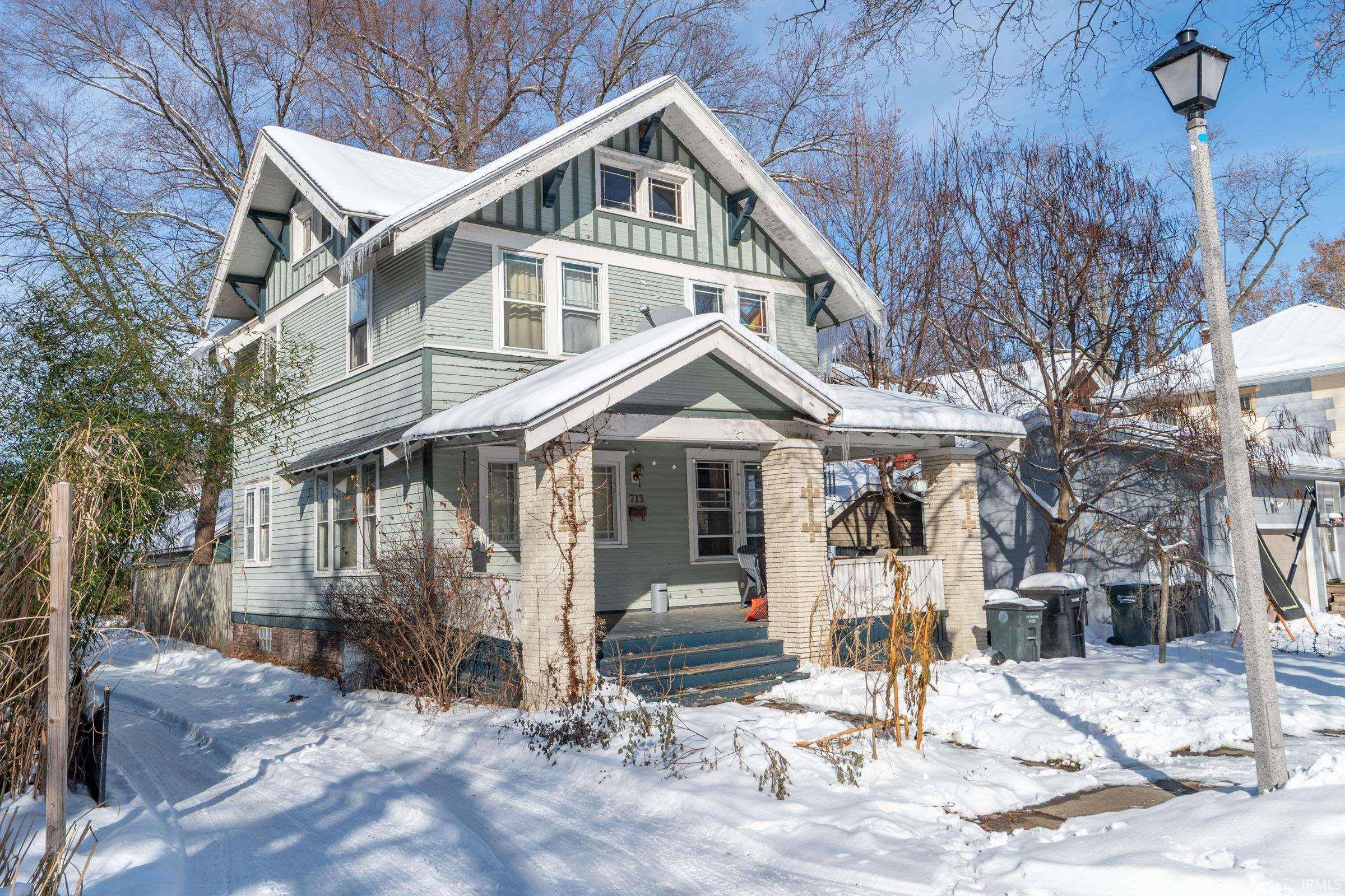713 Arch AVE, South Bend, IN 46601-3201