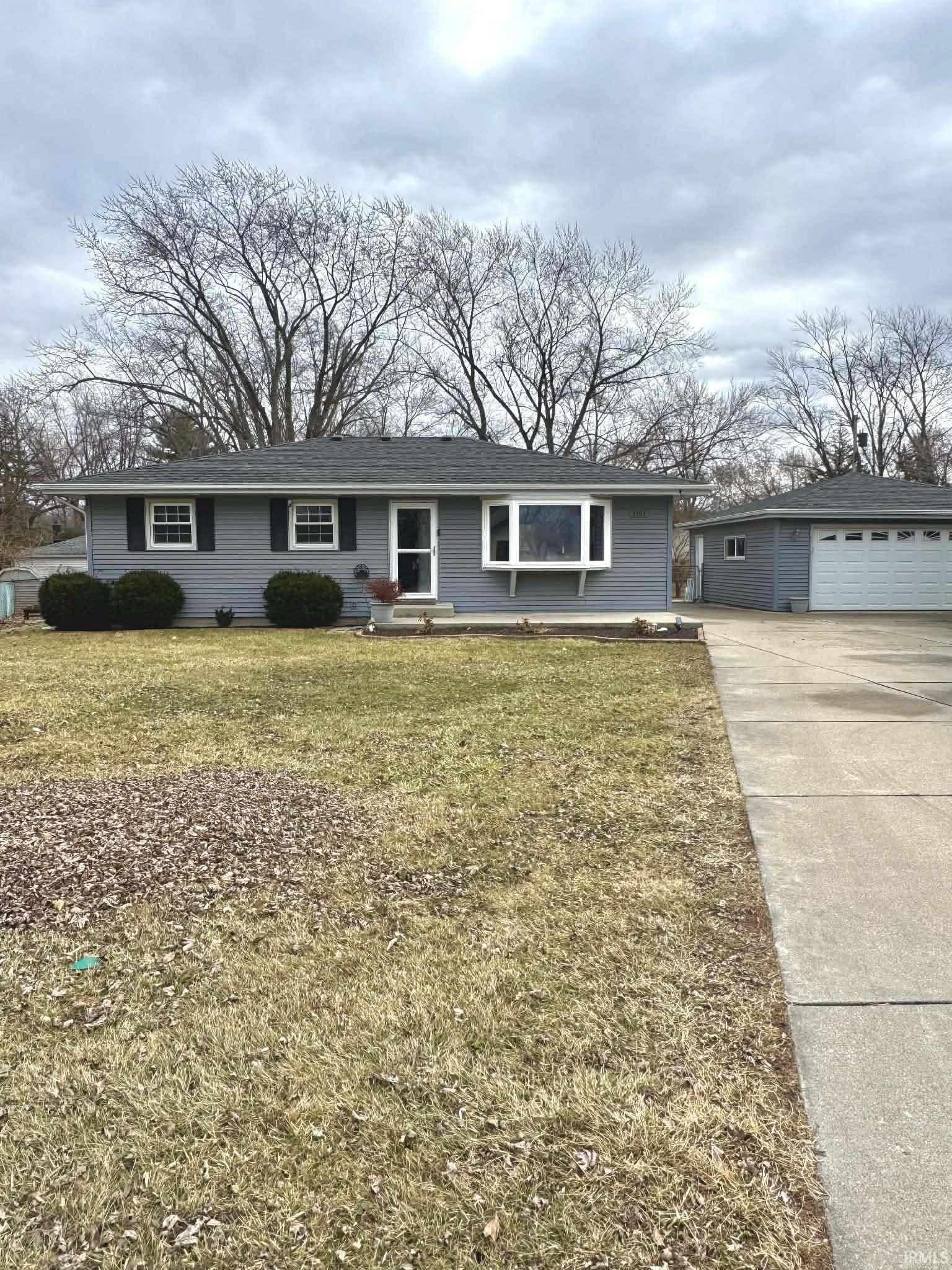 3303 W 79th AVE, Merrillville, IN 46410