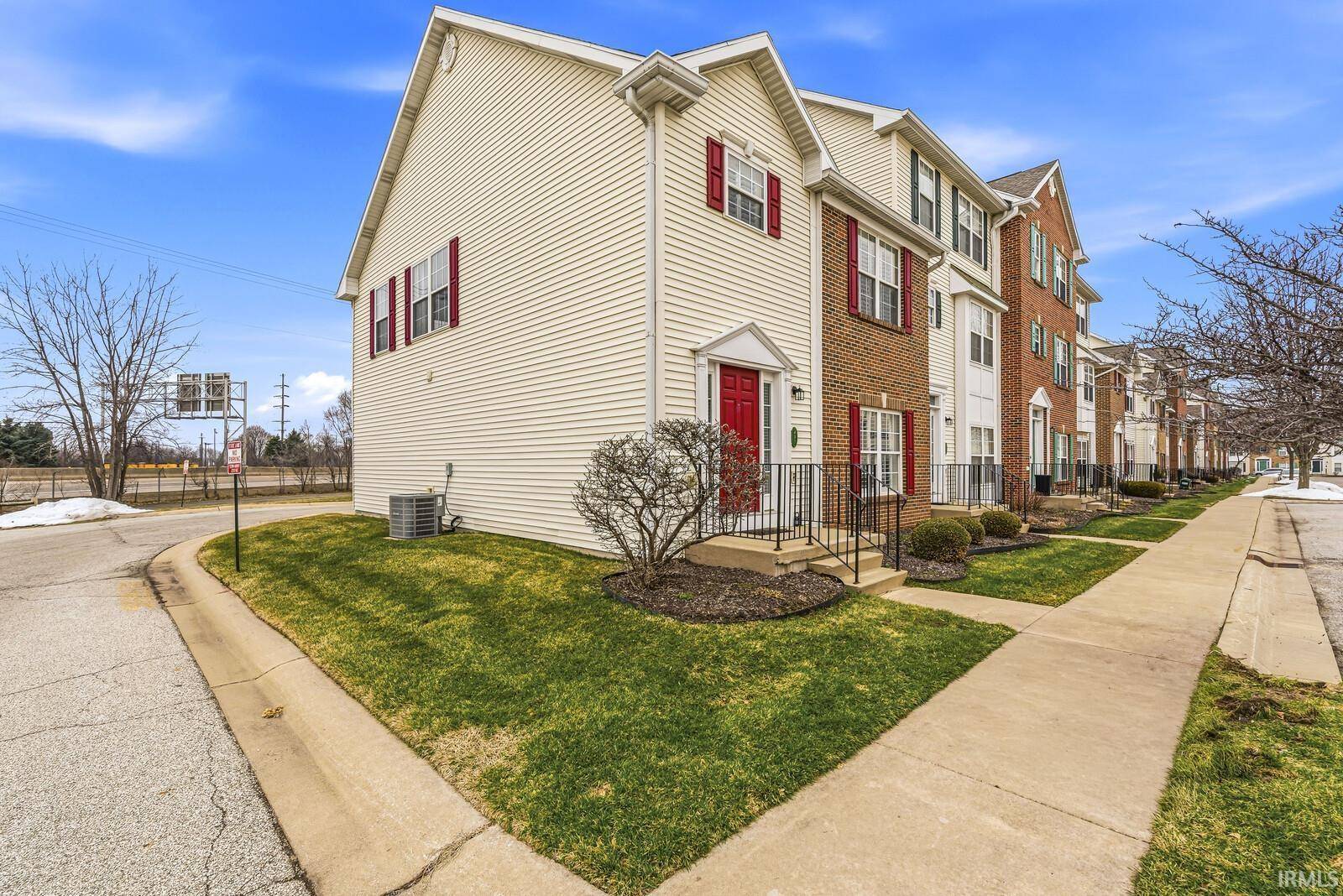 437 Abbey ST, South Bend, IN 46637