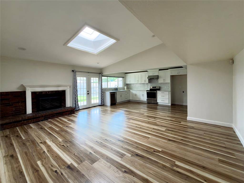 2917 Esquire Lane, Garland, TX 75044