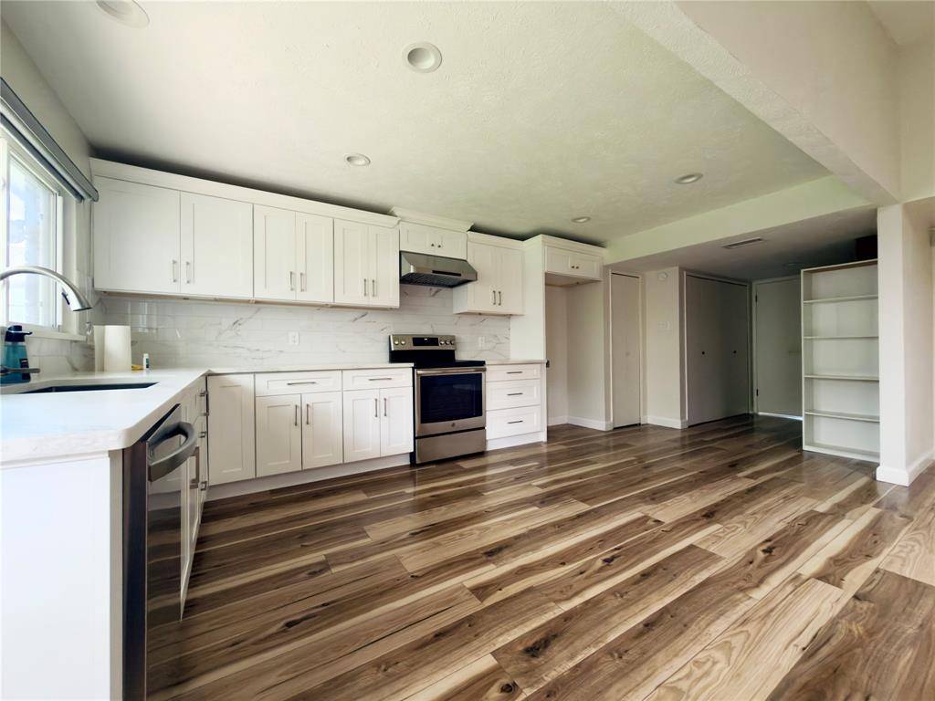 2917 Esquire Lane, Garland, TX 75044