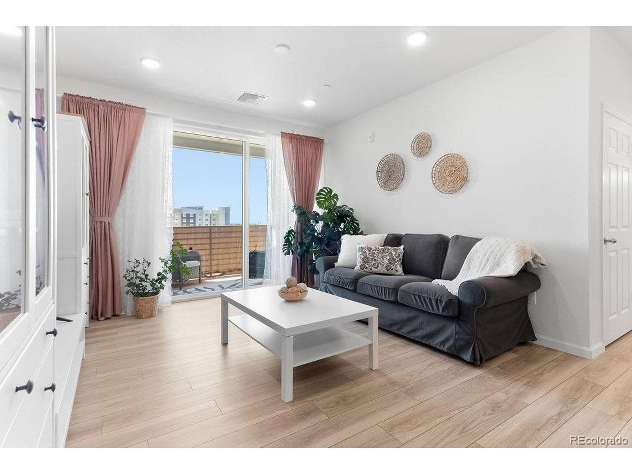 6153 N Ceylon #6-304, Denver, CO 80249