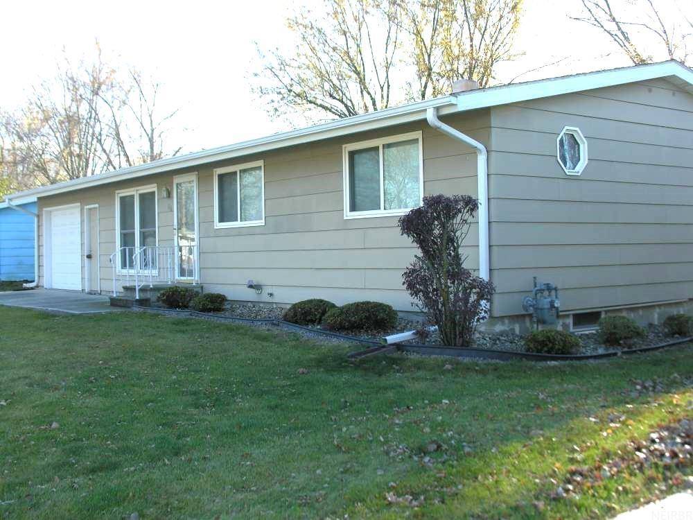 116 Winnebago WAY, Forest City, IA 50436