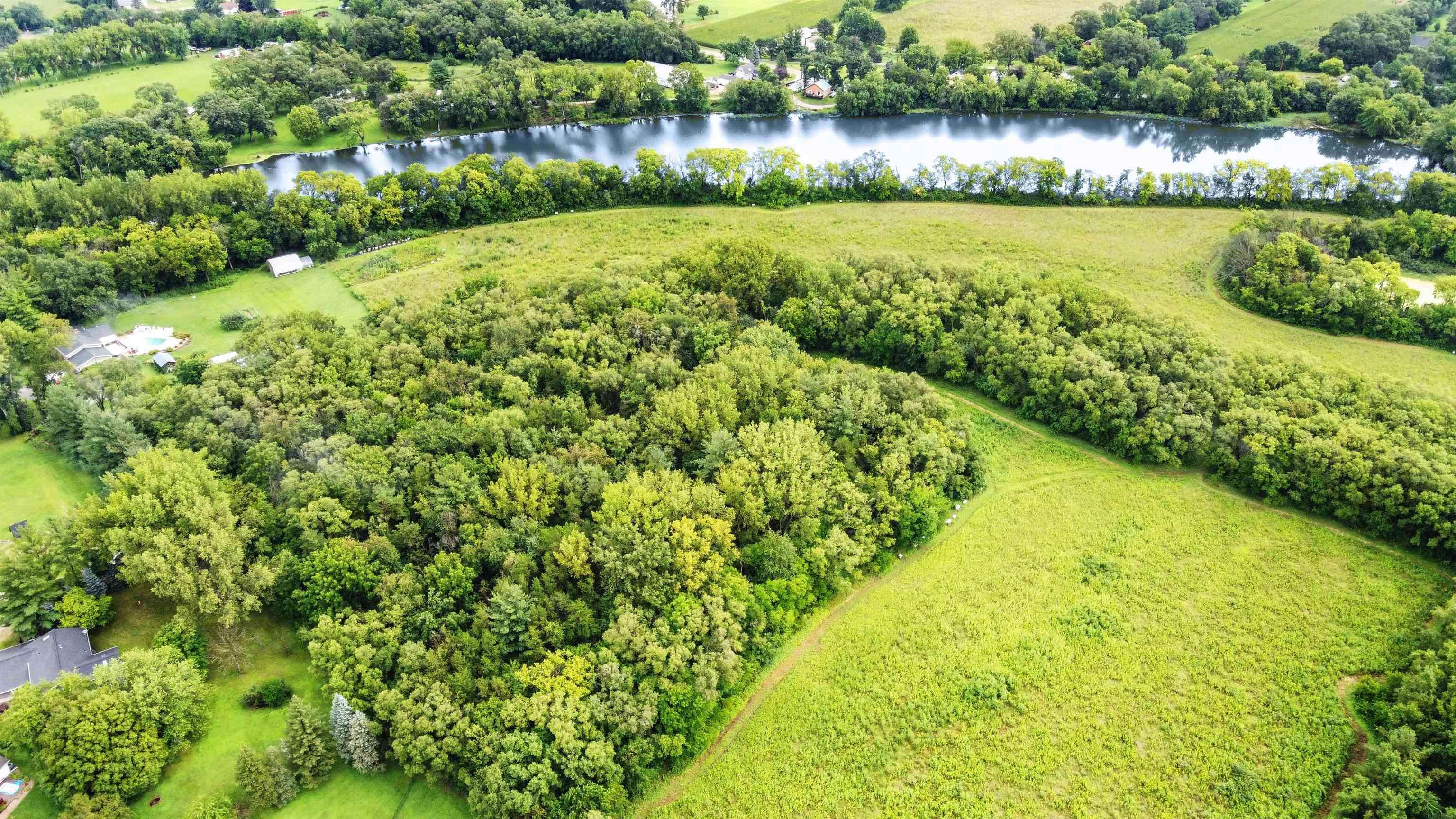 35 acres North Ave, Waterloo, IA 50702