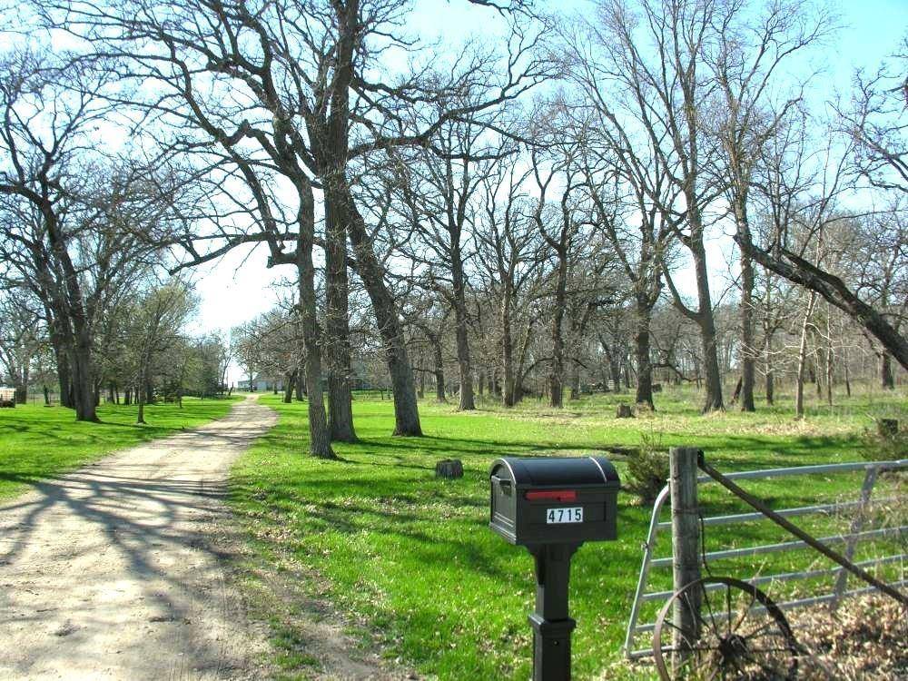 4715 March AVE, Stacyville, IA 50476