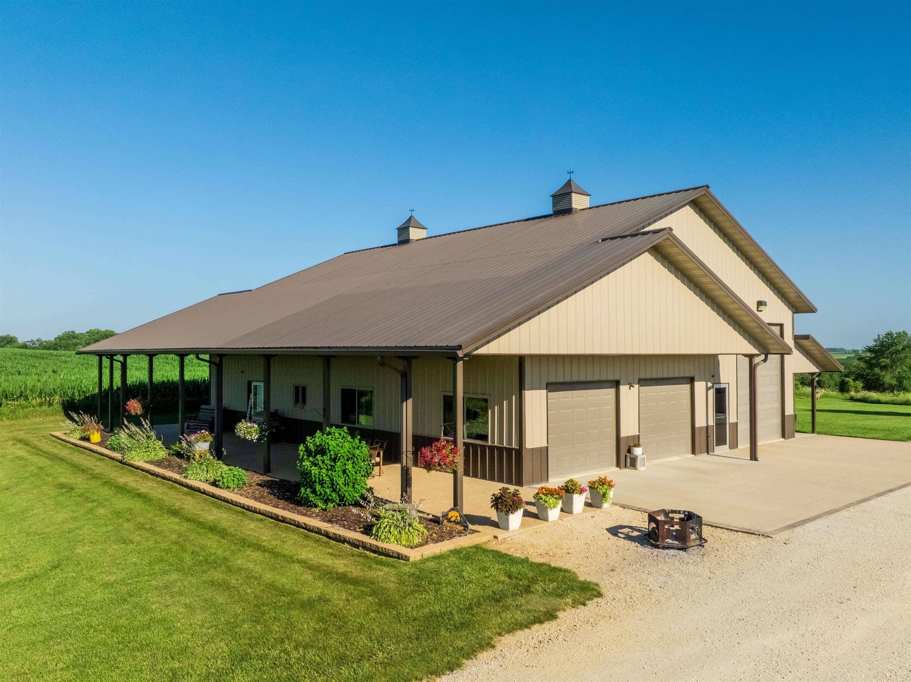 1275 258th ST, Decorah, IA 52101