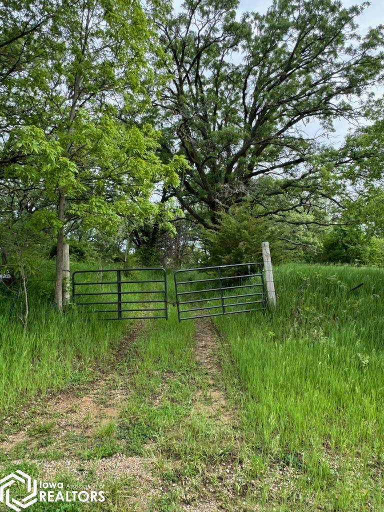 4th ST, IA 51440