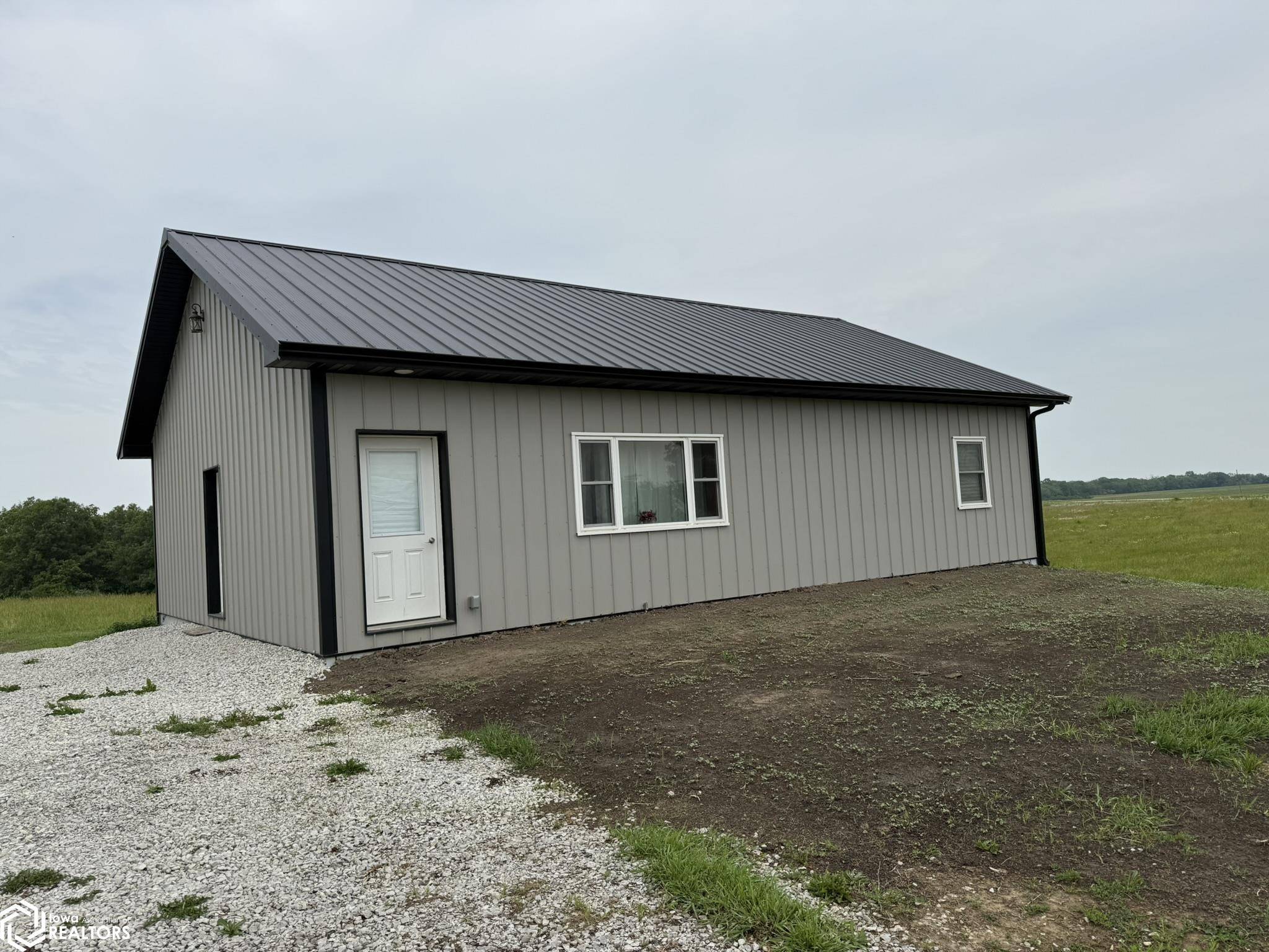 3113 Mormon TRL, Weldon, IA 50264
