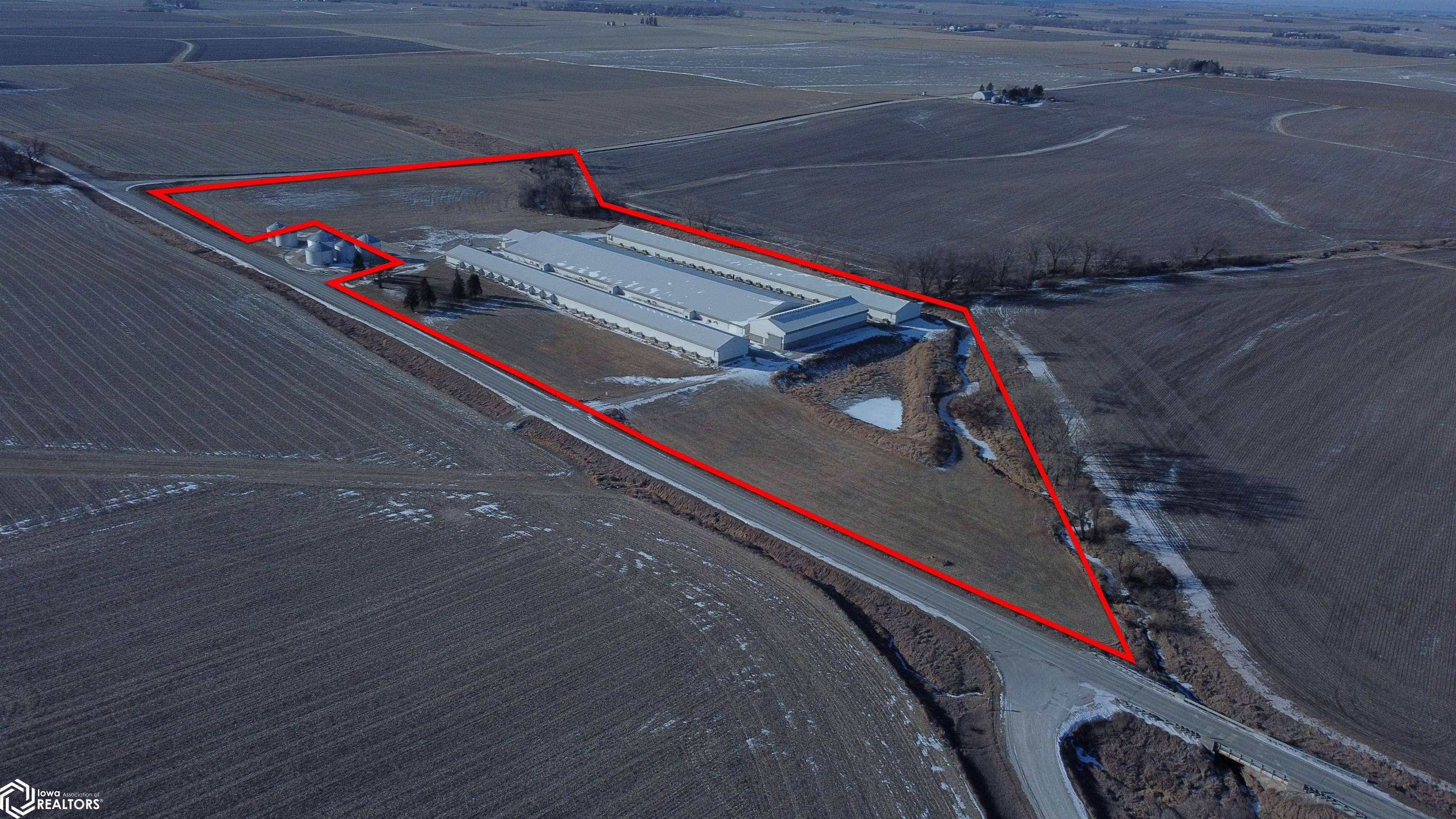 5141 22nd Ave RD, Mount Auburn, IA 52313