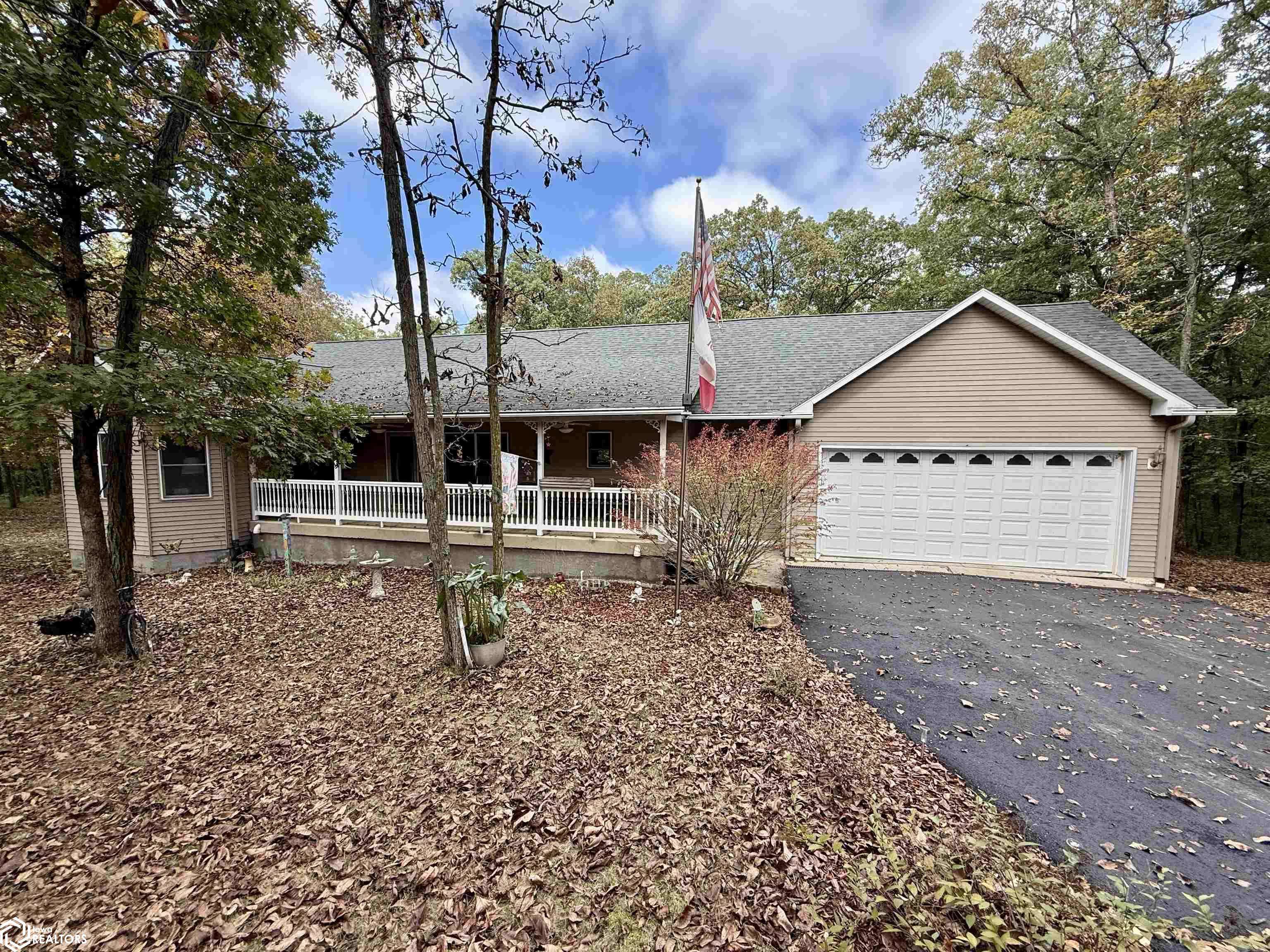 2344 325th ST, Mount Ayr, IA 50854