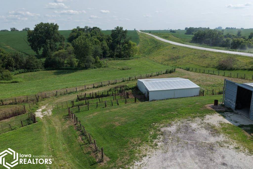 2416 County Highway P27, Benton, IA 50835