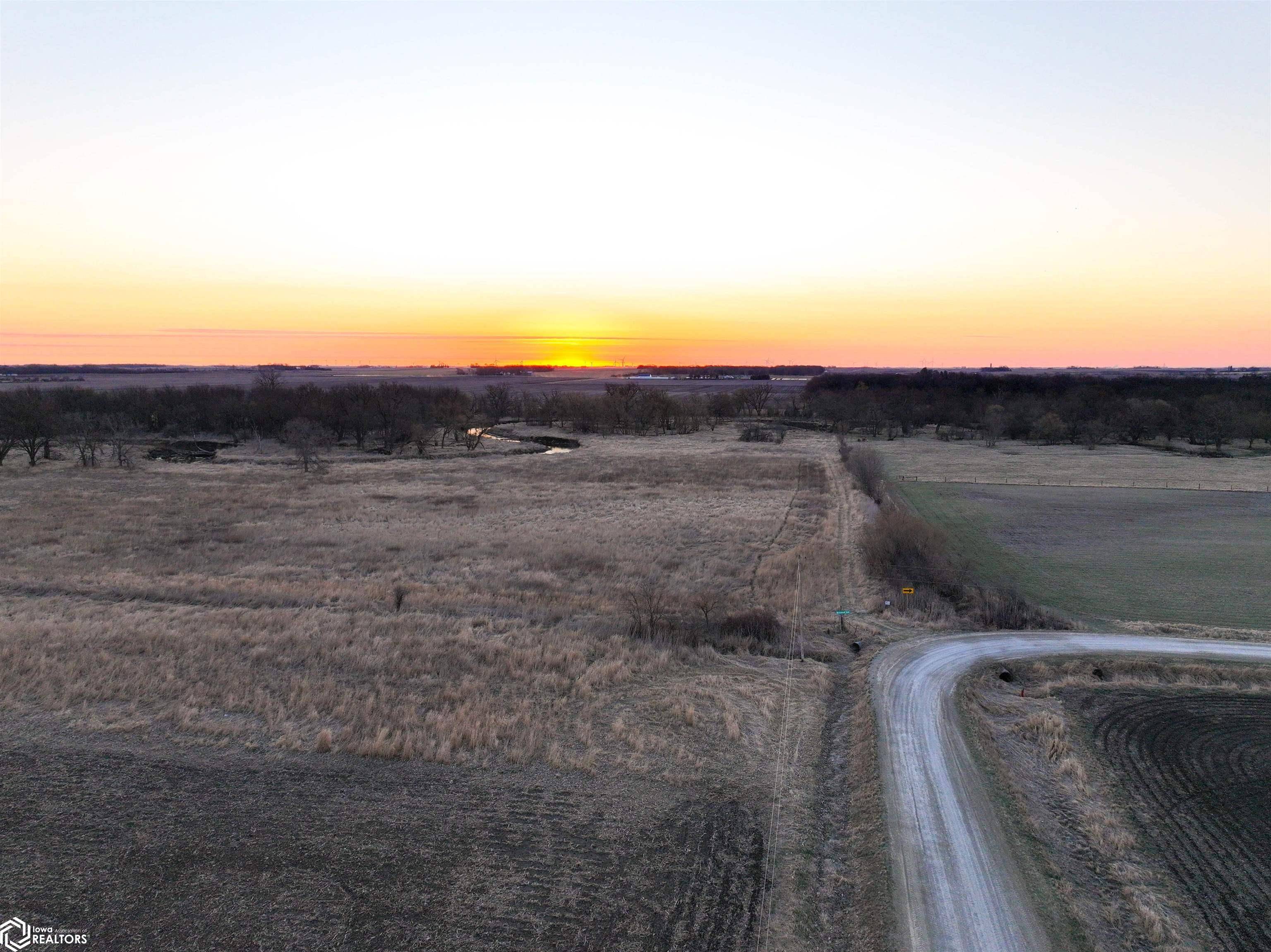 150th ST, Charles City, IA 50616
