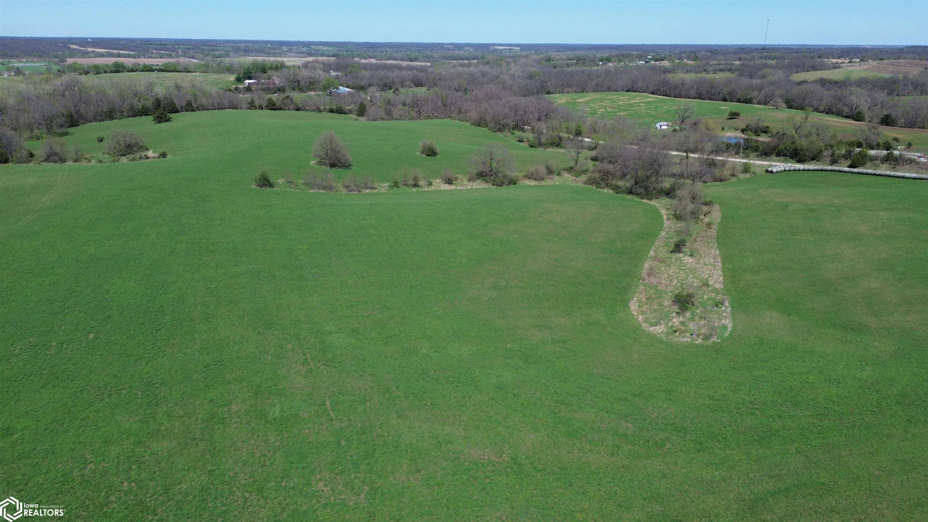 40 A Quail AVE, Floris, IA 52560