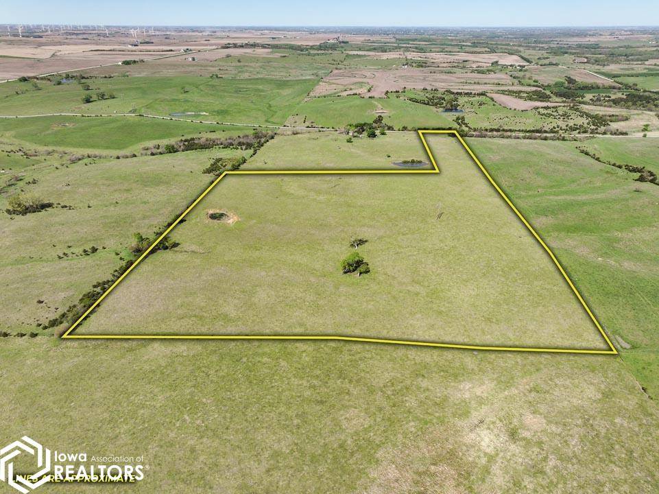- Redwood Ave, Prescott, IA 50859