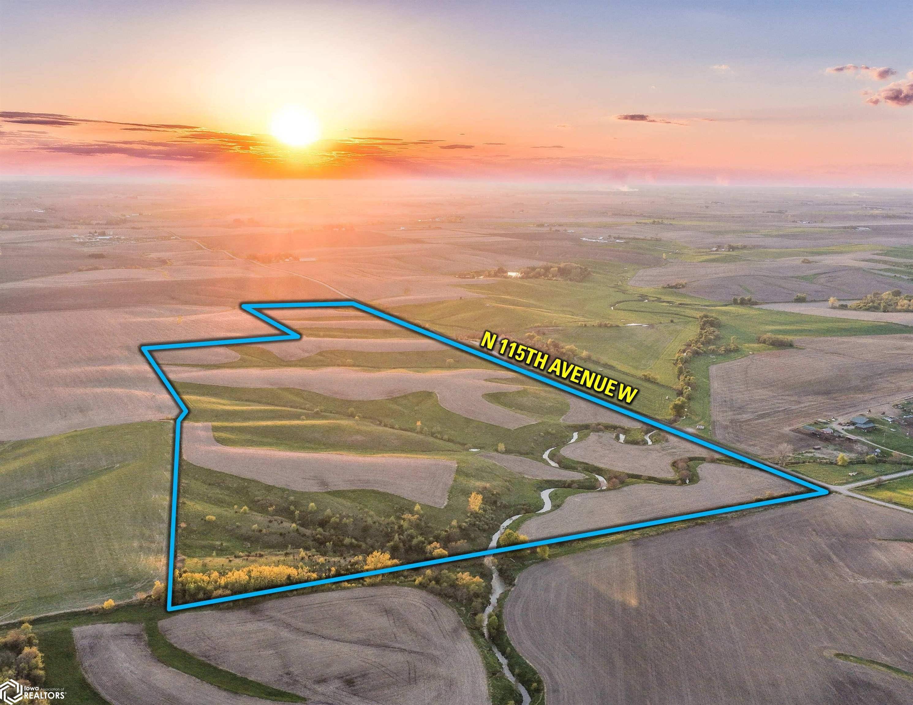 01 North 115th AVE, Baxter, IA 50028