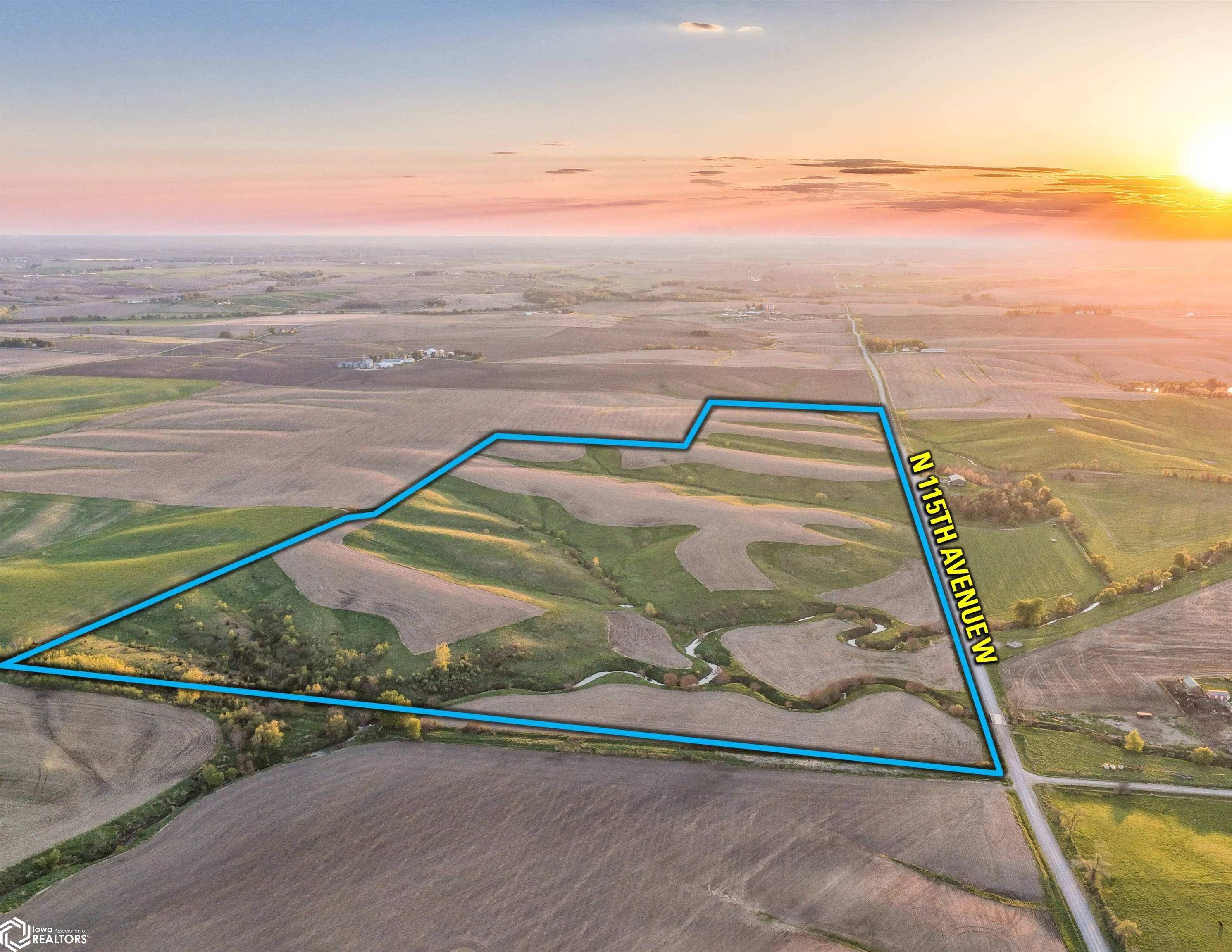 01 North 115th AVE, Baxter, IA 50028