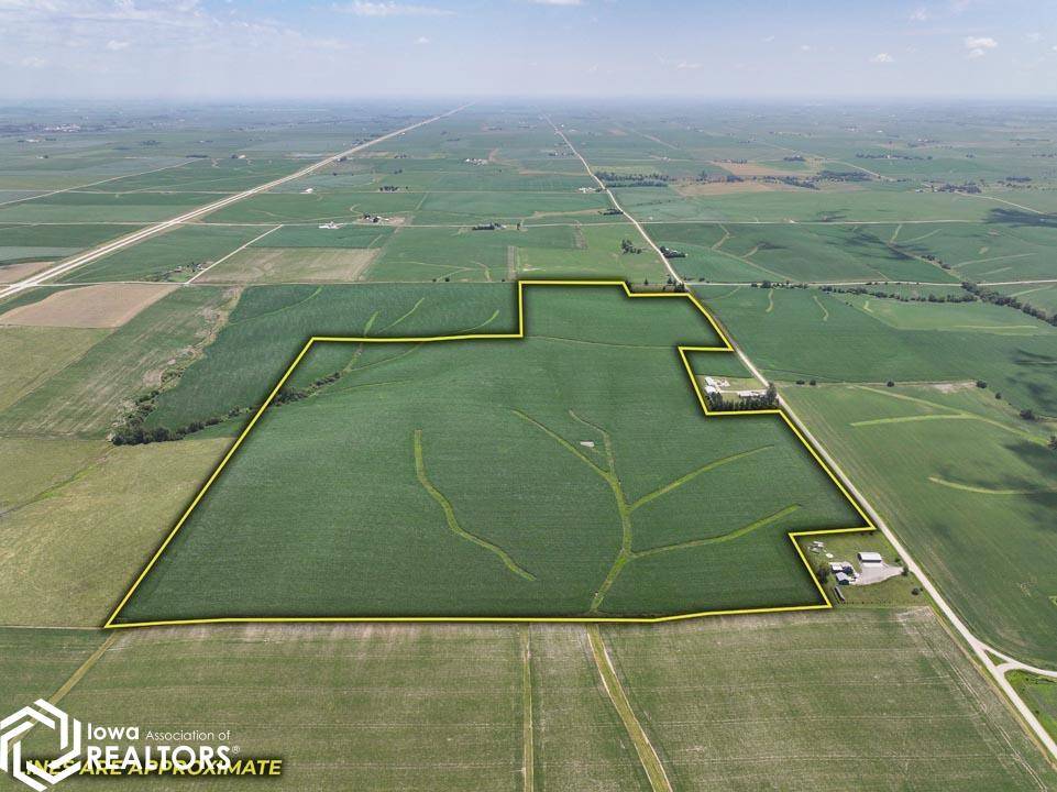 1040 74th St., Belle Plaine, IA 52208