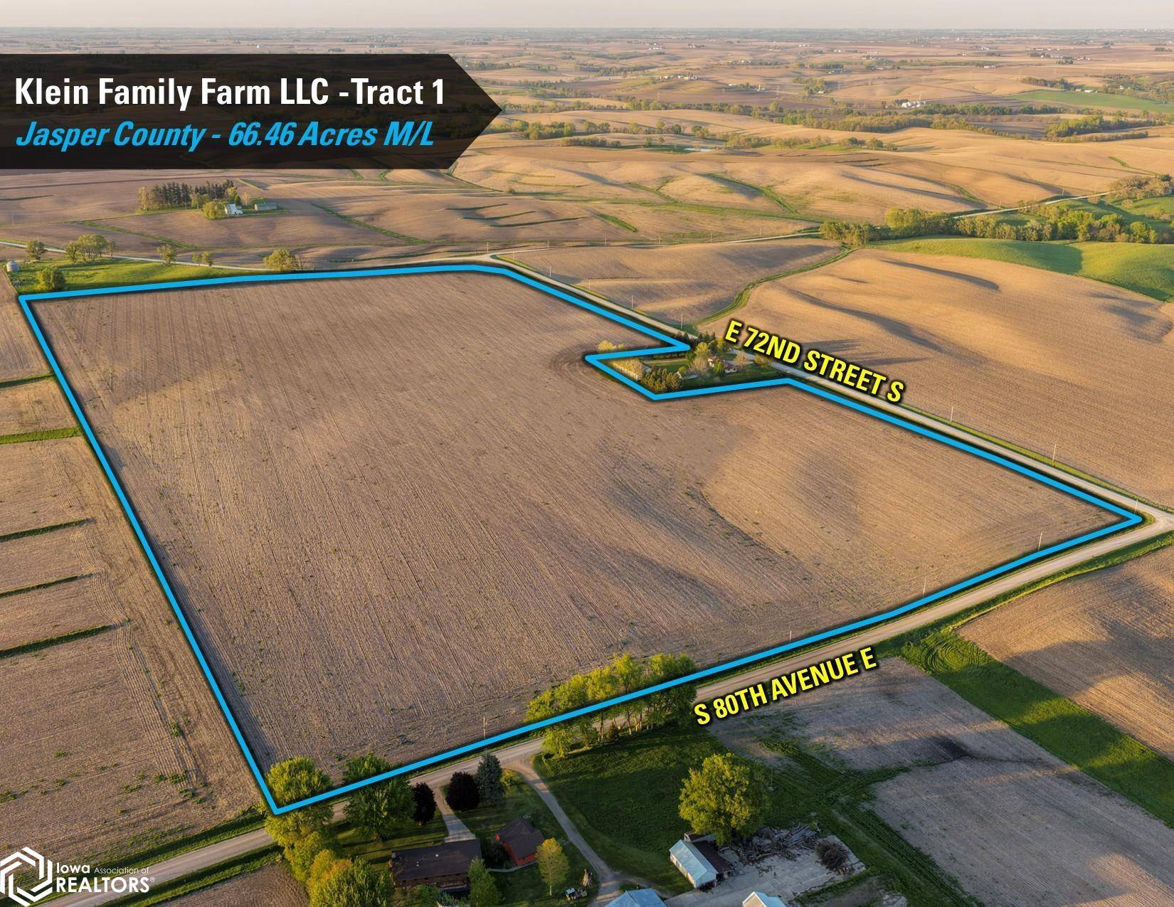 01 E 72nd ST, Reasnor, IA 50232