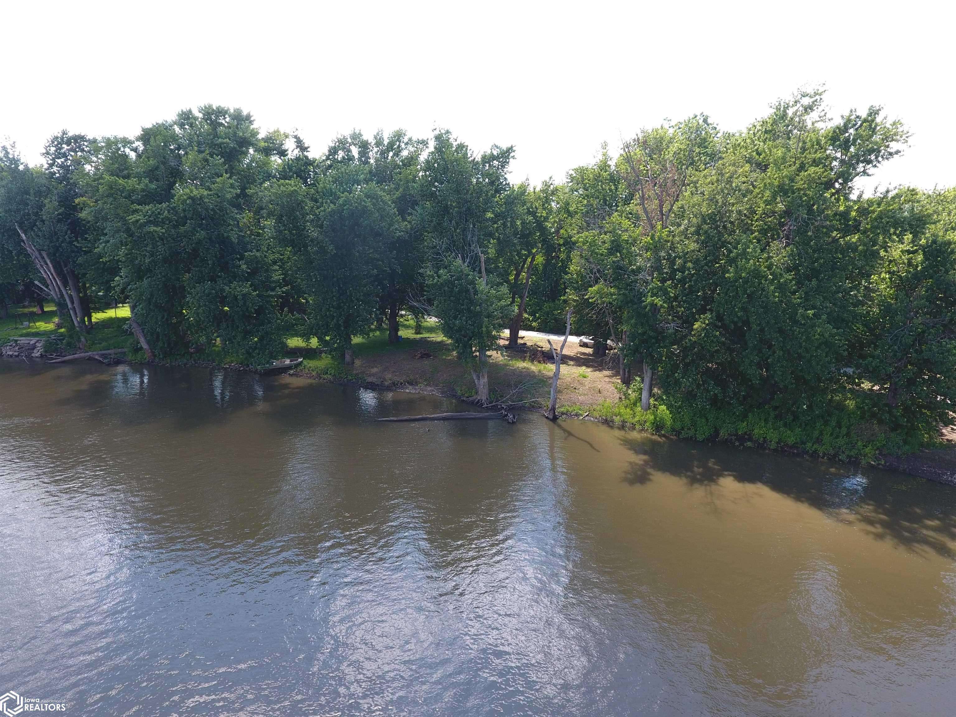 103 Oconnell RD, Burlington, IA 52601