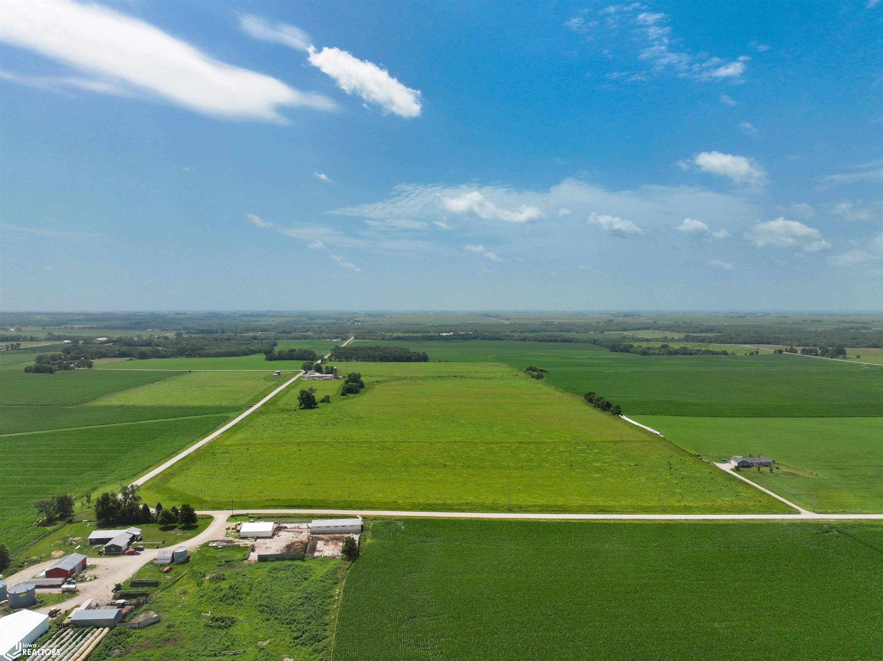 Union Ave & 325th Street, Coggon, IA 52218