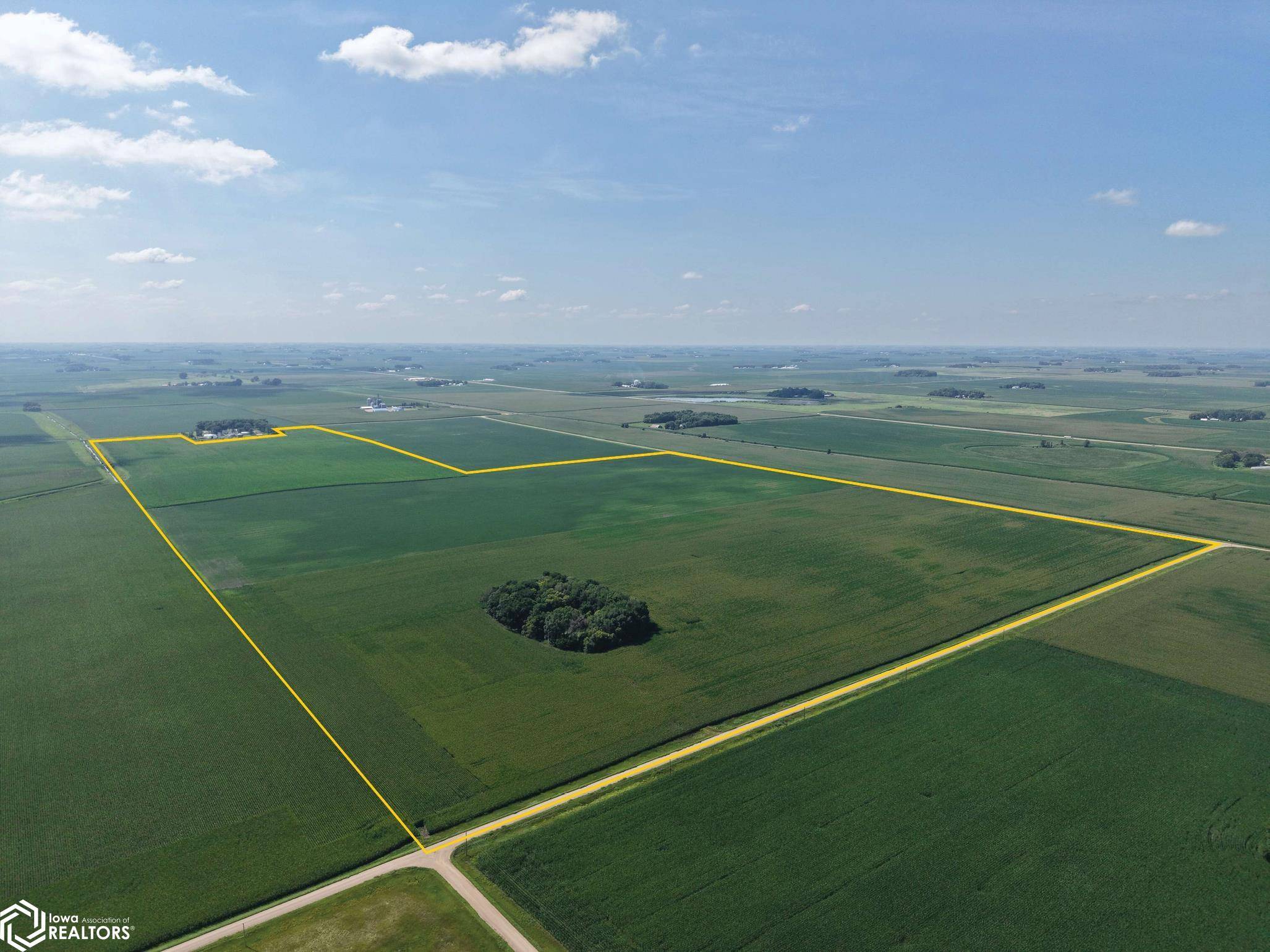 286th St., Winthrop, MN 55396