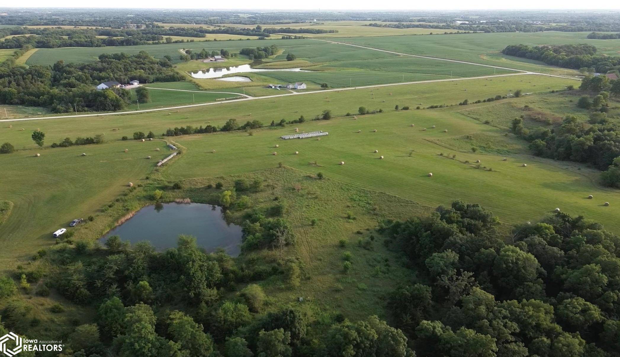 24414 Nickel AVE, Keosauqua, IA 52565