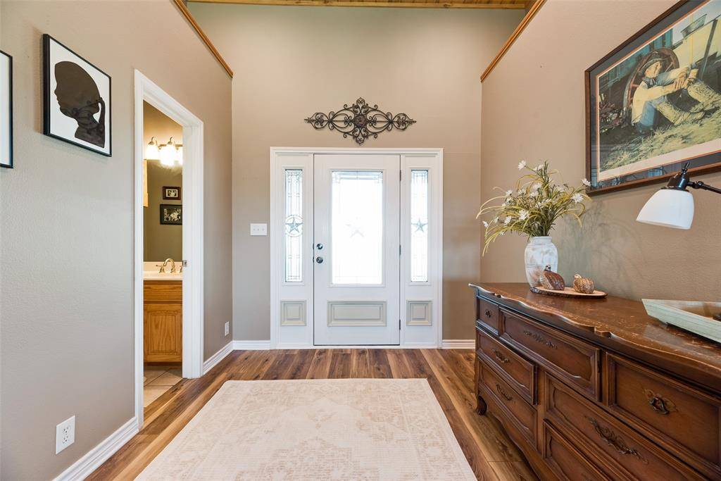 3188 Us-82, Bells, TX 75414