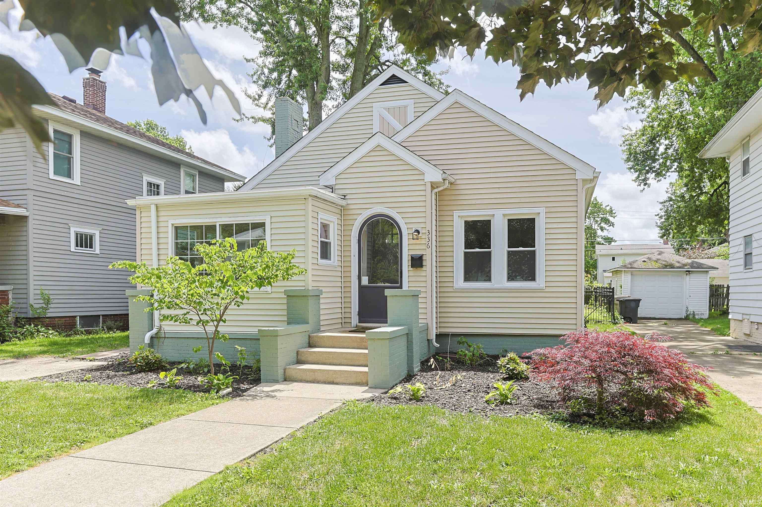 336 Parkovash AVE, South Bend, IN 46617