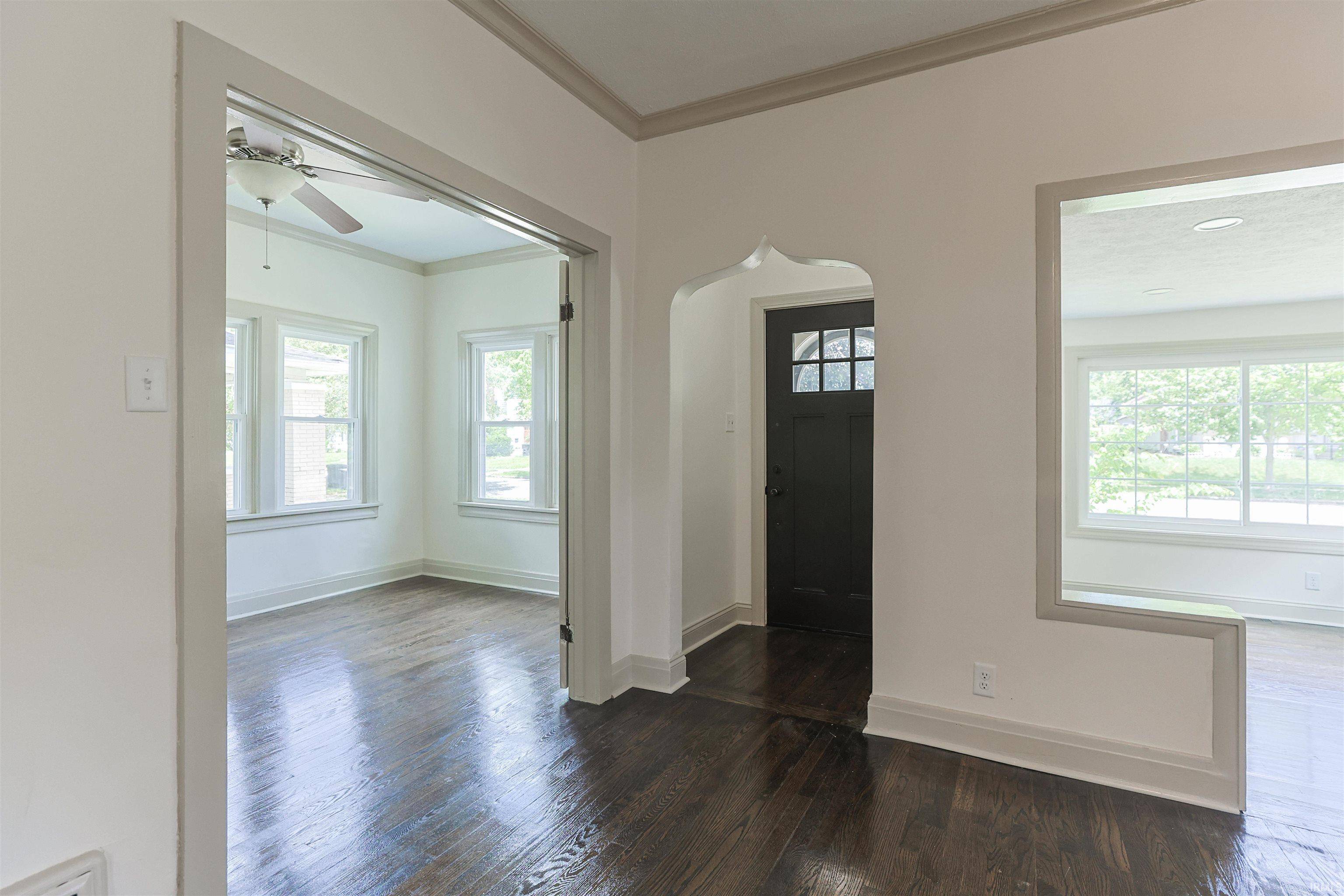 336 Parkovash AVE, South Bend, IN 46617